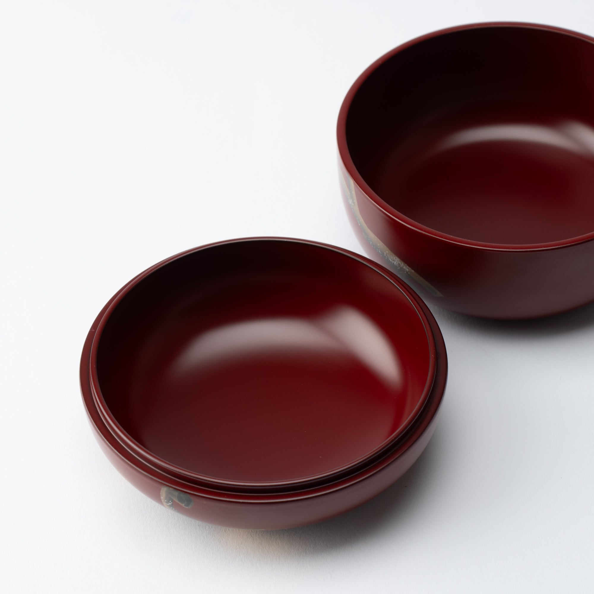 Plum Branch Maki - e Yamanaka Lacquerware Candy Box Small - MUSUBI KILN - Quality Japanese Tableware and Gift