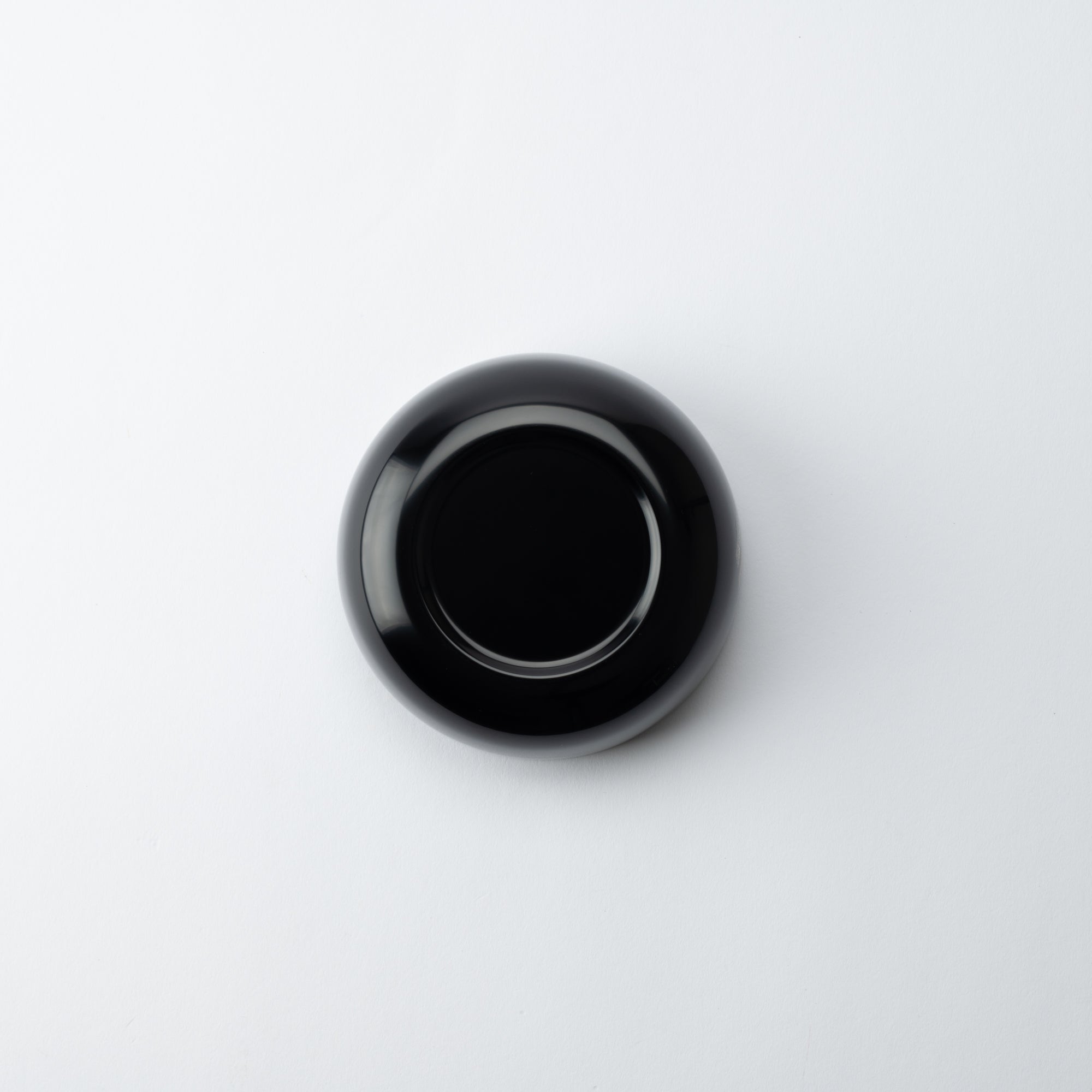 Plum Branch Maki - e Yamanaka Lacquerware Candy Box Small - MUSUBI KILN - Quality Japanese Tableware and Gift