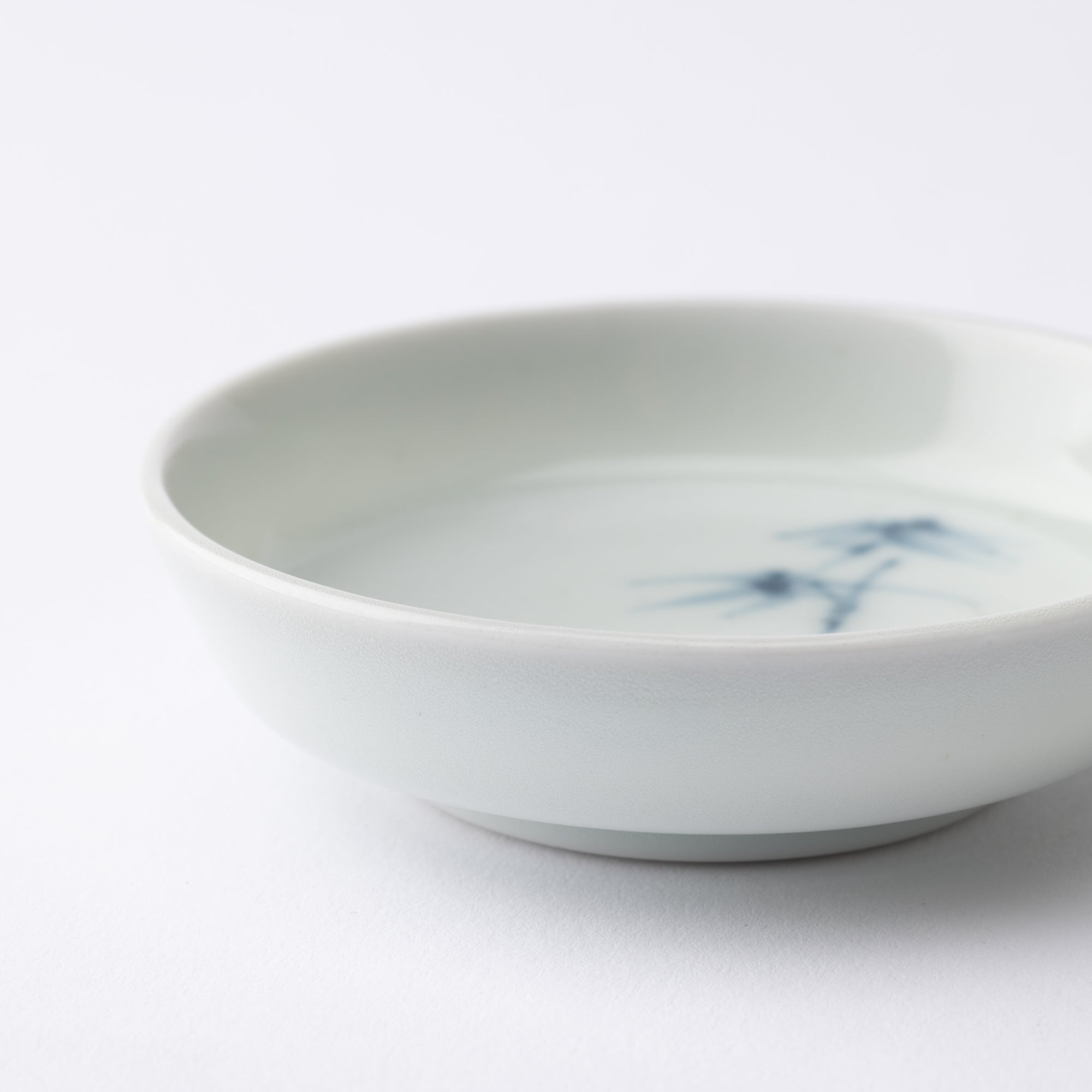 Ri Sanpei Bamboo Arita Sauce Plate - MUSUBI KILN - Quality Japanese Tableware and Gift