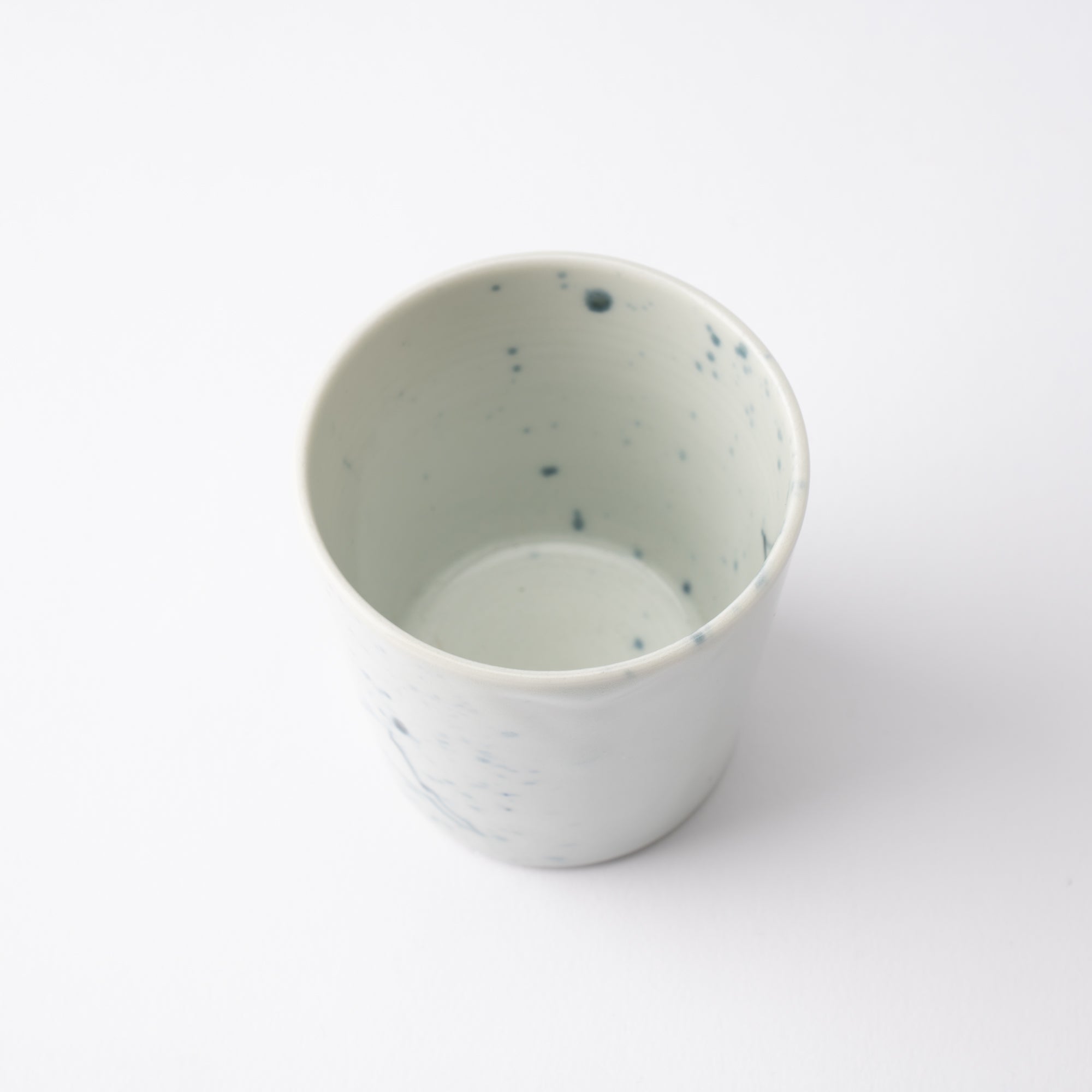 Ri Sanpei Moon Rabbit Arita Japanese Teacup - MUSUBI KILN - Quality Japanese Tableware and Gift