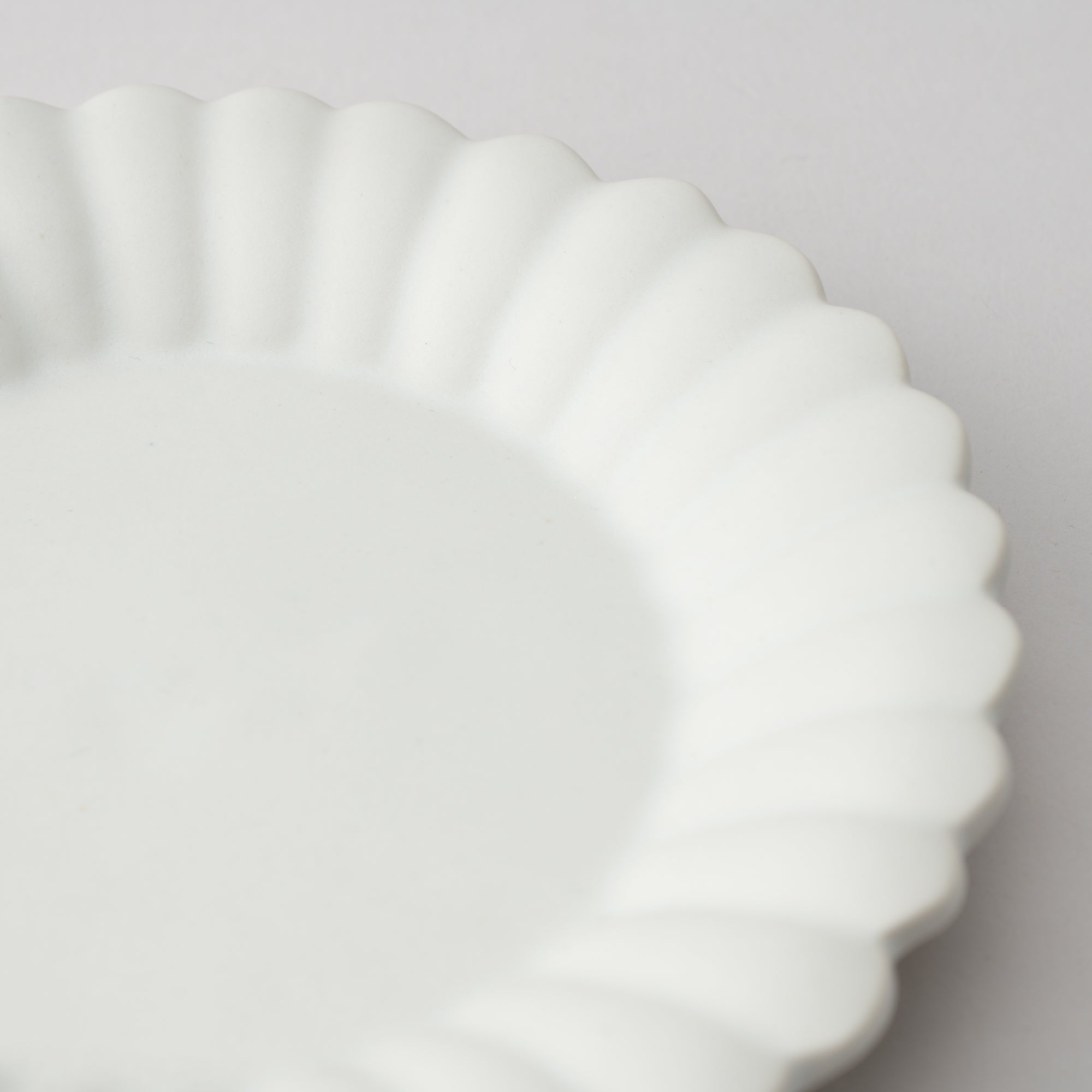 RINKA Usuki Dessert Plate S - MUSUBI KILN - Quality Japanese Tableware and Gift