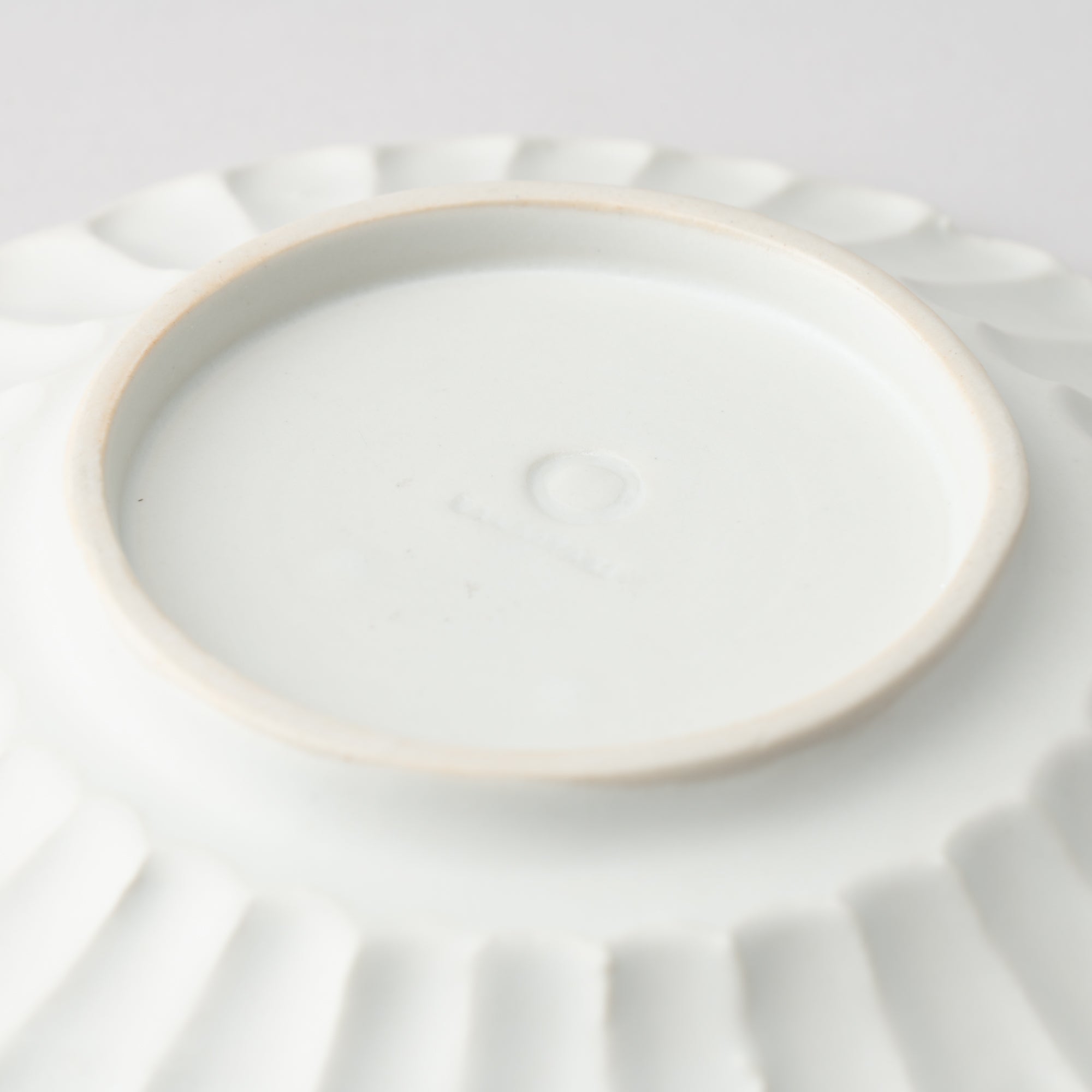 RINKA Usuki Dessert Plate S - MUSUBI KILN - Quality Japanese Tableware and Gift