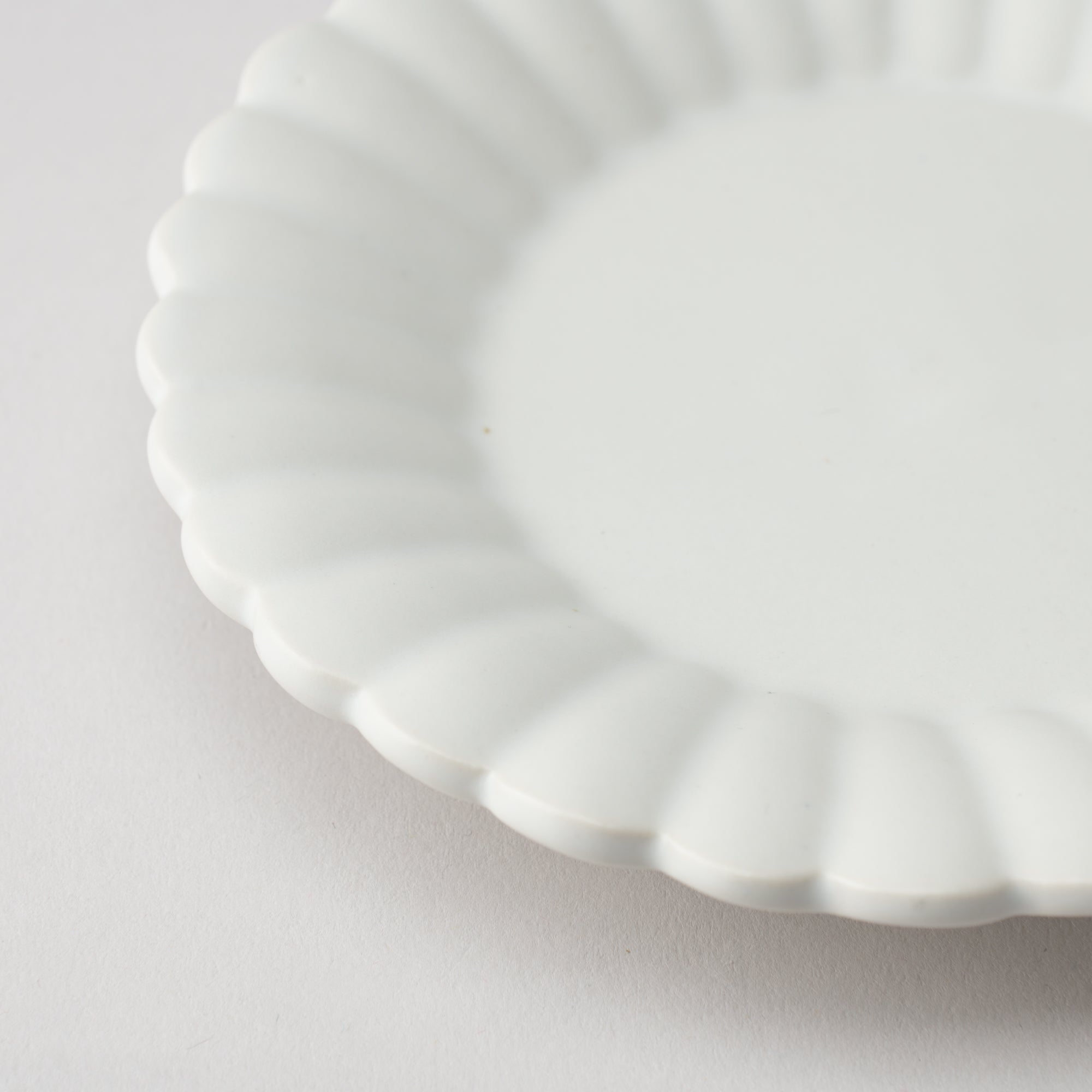 RINKA Usuki Dessert Plate S - MUSUBI KILN - Quality Japanese Tableware and Gift
