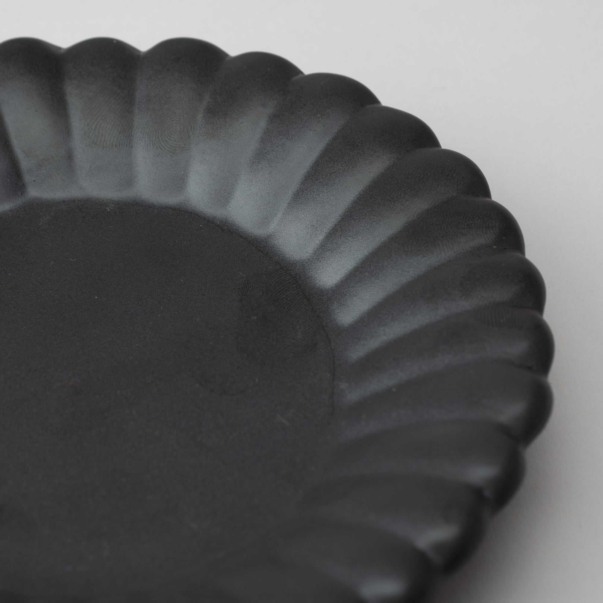 RINKA Usuki Dessert Plate S - MUSUBI KILN - Quality Japanese Tableware and Gift