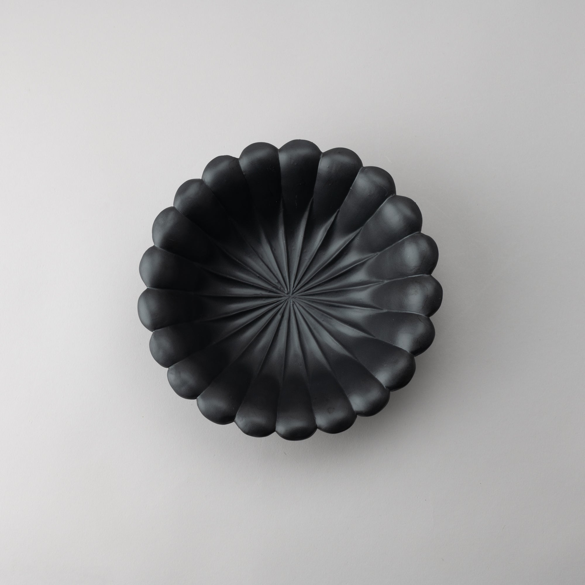 RINKA Usuki Salad Bowl L - MUSUBI KILN - Quality Japanese Tableware and Gift