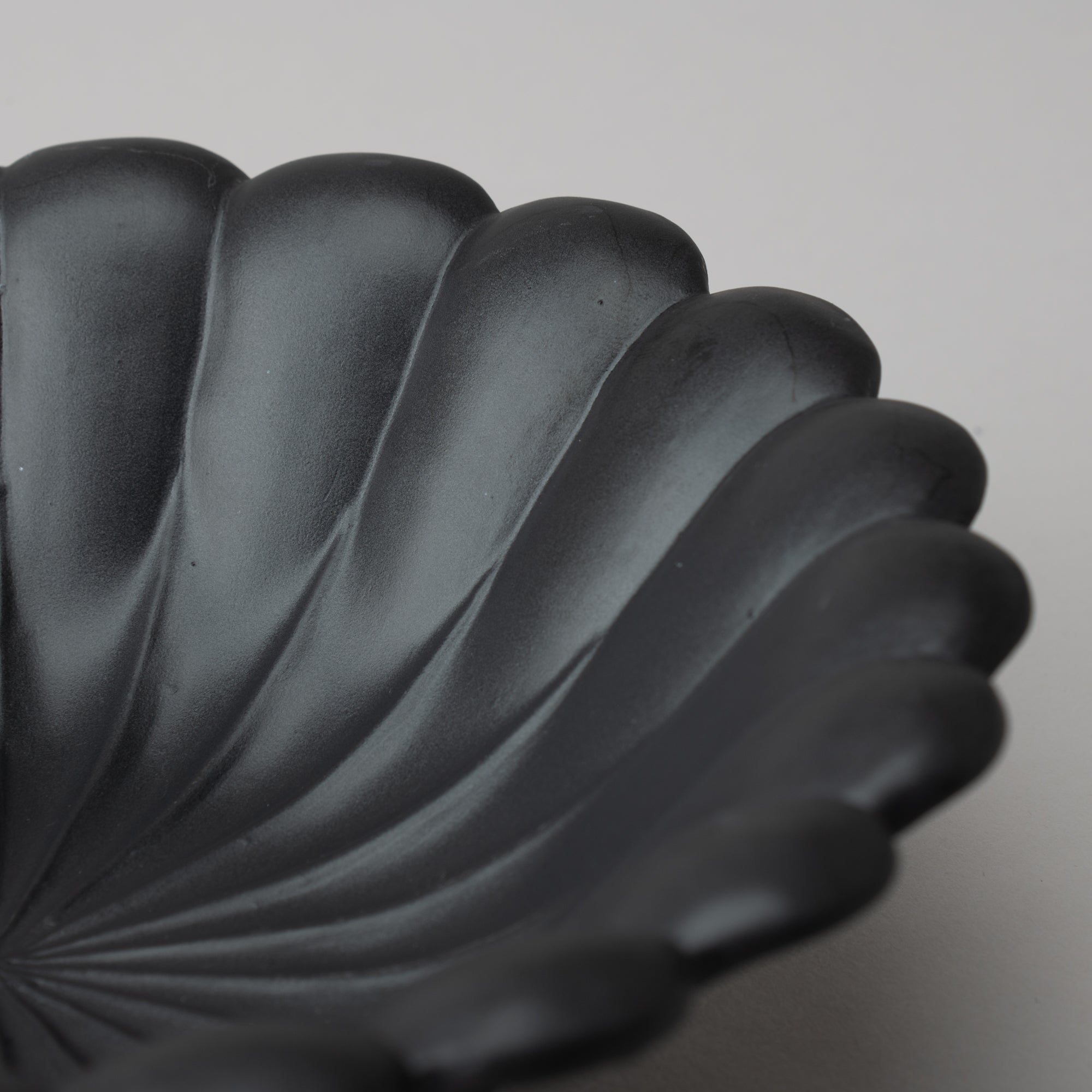 RINKA Usuki Salad Bowl L - MUSUBI KILN - Quality Japanese Tableware and Gift