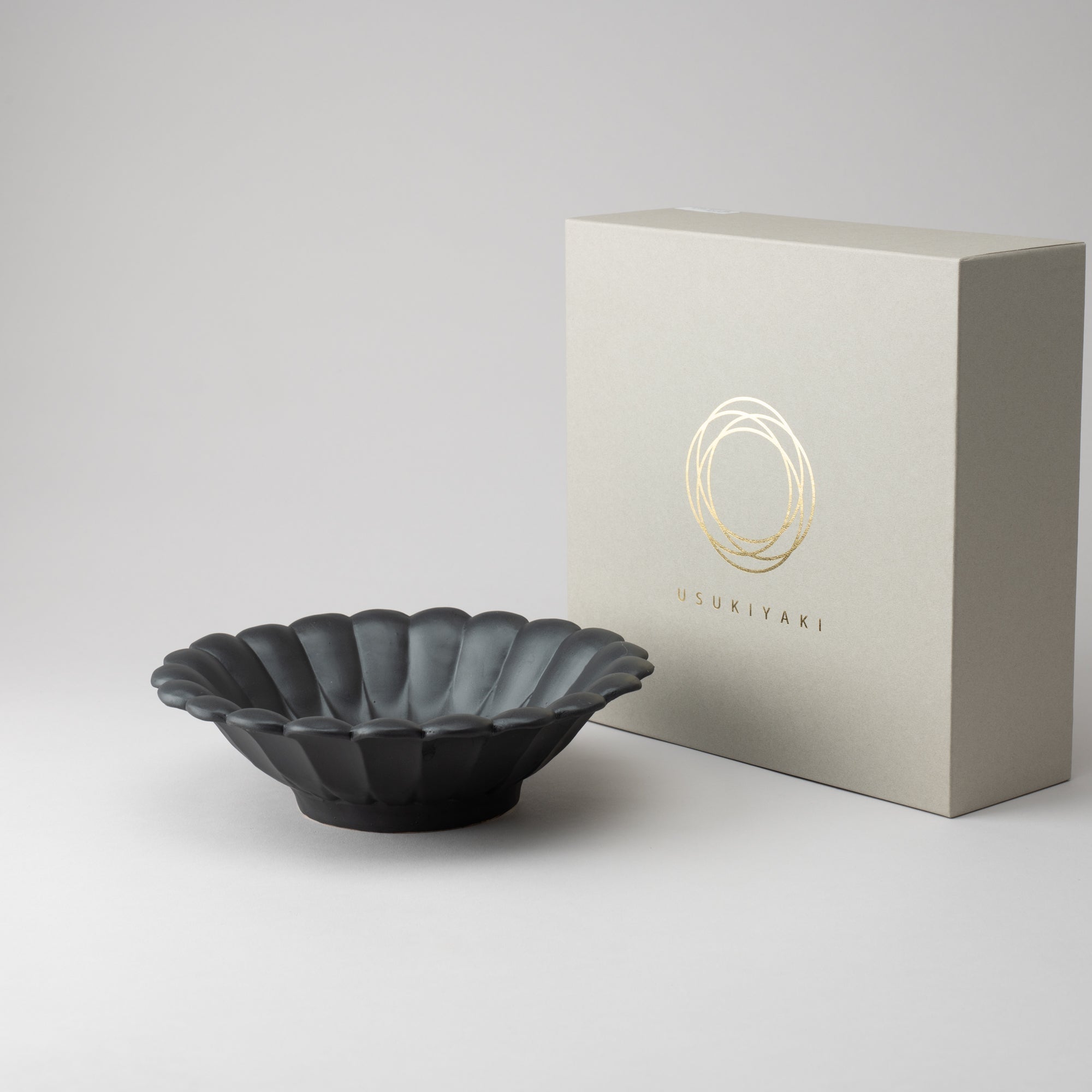 RINKA Usuki Salad Bowl L - MUSUBI KILN - Quality Japanese Tableware and Gift