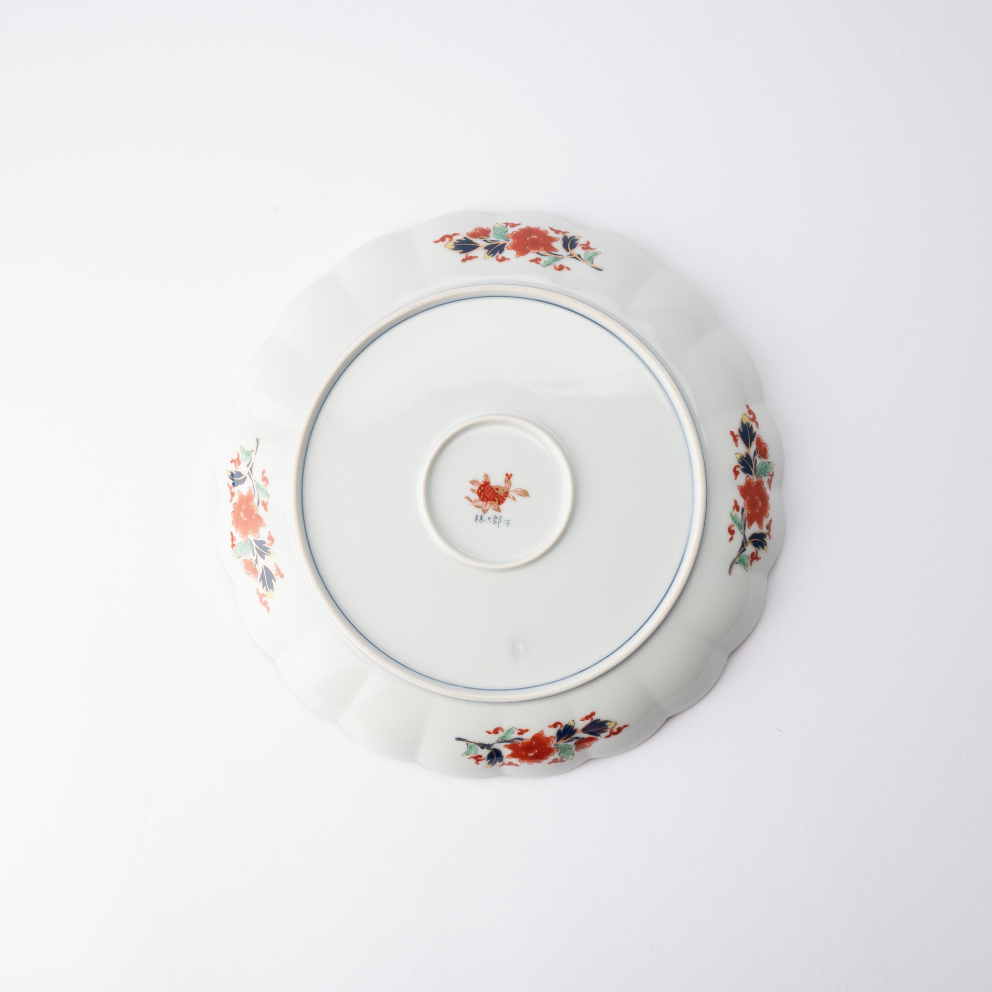 Rinkuro Kiln Old Imari Chrysanthemum Round Plate 9.5in - MUSUBI KILN - Quality Japanese Tableware and Gift