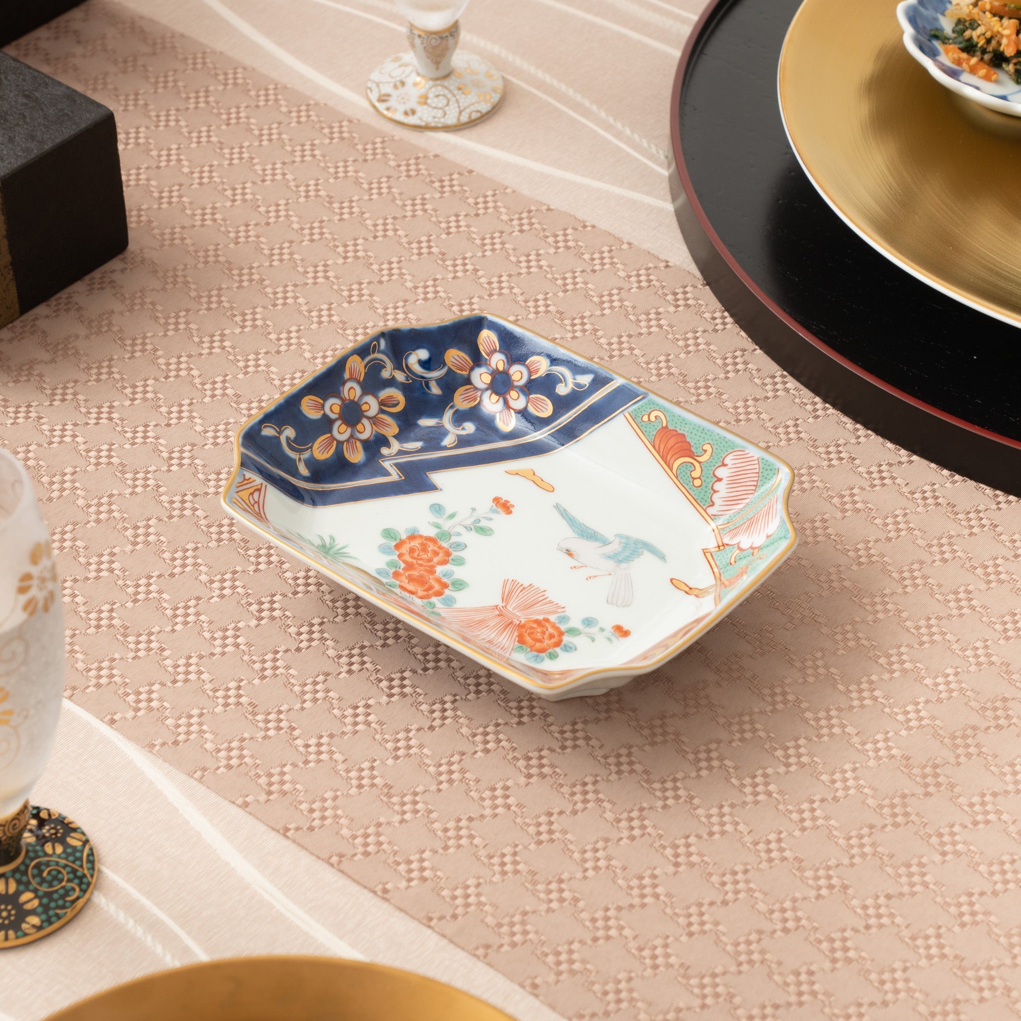 Rinkuro Kiln Old Imari Fence Peony Hasami Ware Rectangle Plate - MUSUBI KILN - Quality Japanese Tableware and Gift
