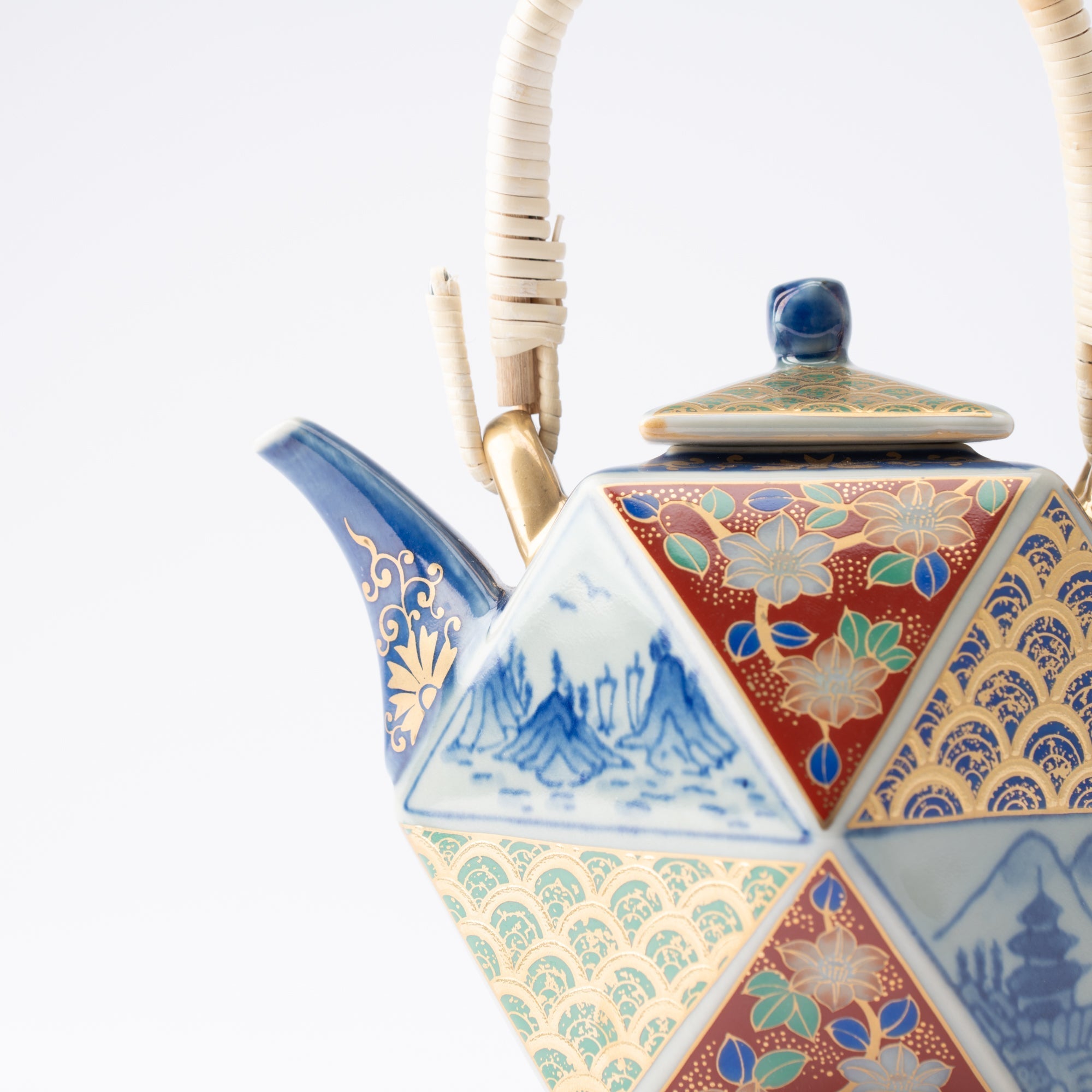 Rinkuro Kiln Old Imari Kinrande Sake Set - MUSUBI KILN - Quality Japanese Tableware and Gift