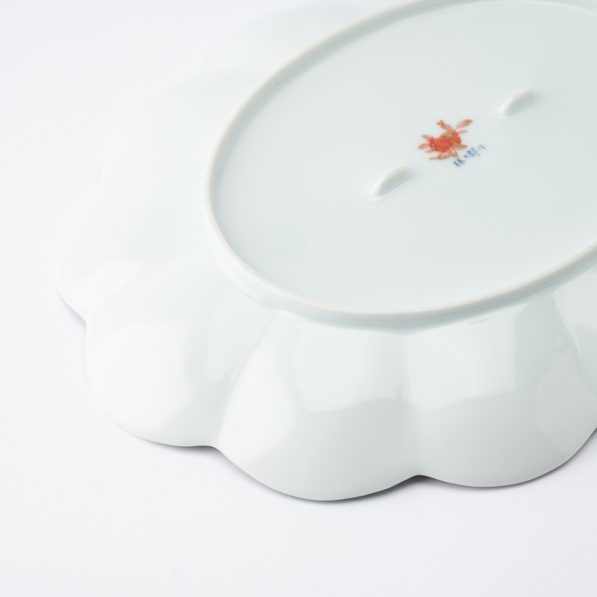 Rinkuro Kiln Old Imari Kinsai Chrysanthemum Hasami Oval Plate 9.8in - MUSUBI KILN - Quality Japanese Tableware and Gift