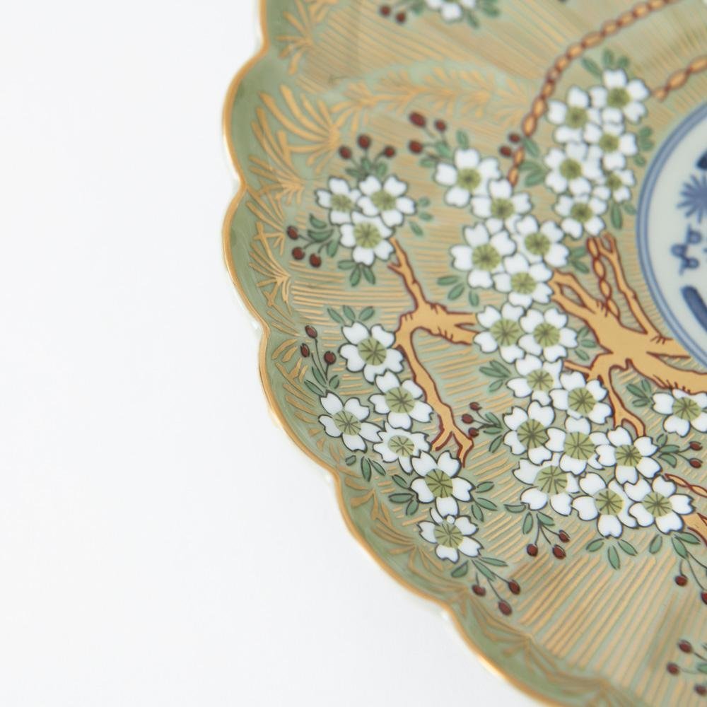 Rinkuro Kiln Old Imari Sakura Hasami Round Plate 7.5in - MUSUBI KILN - Quality Japanese Tableware and Gift