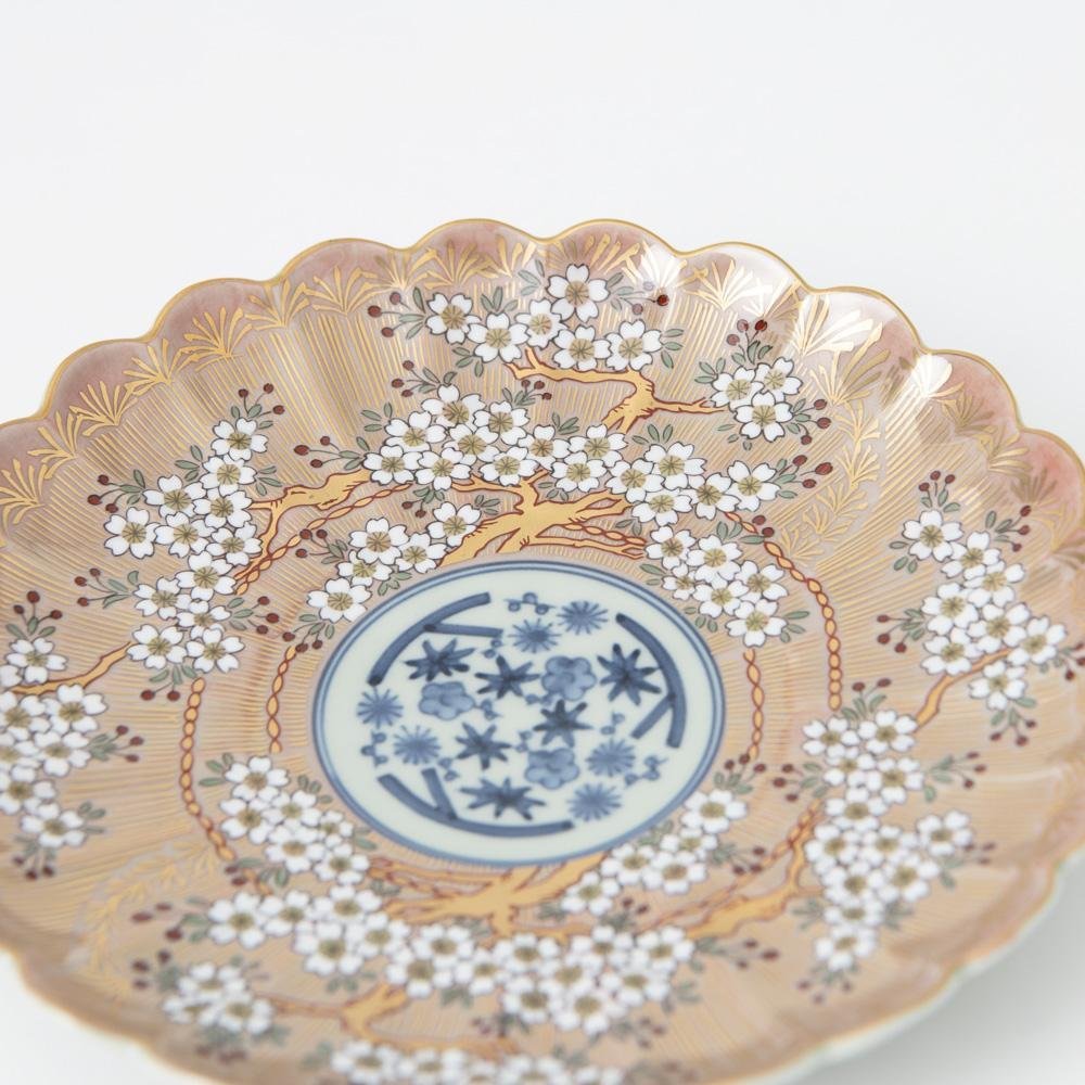 Rinkuro Kiln Old Imari Sakura Hasami Round Plate 7.5in - MUSUBI KILN - Quality Japanese Tableware and Gift
