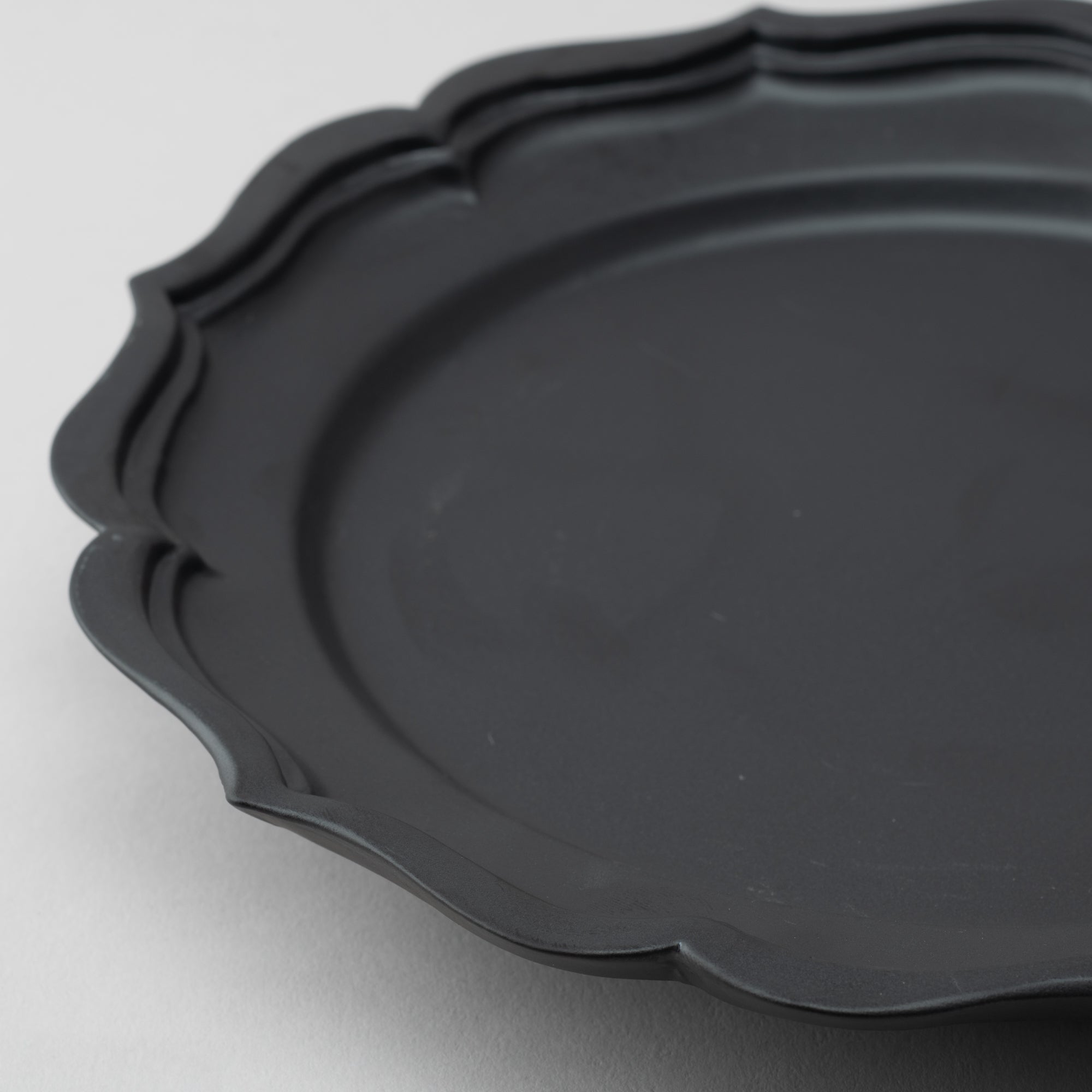 RYOUKA Usuki Rim Plate L - MUSUBI KILN - Quality Japanese Tableware and Gift