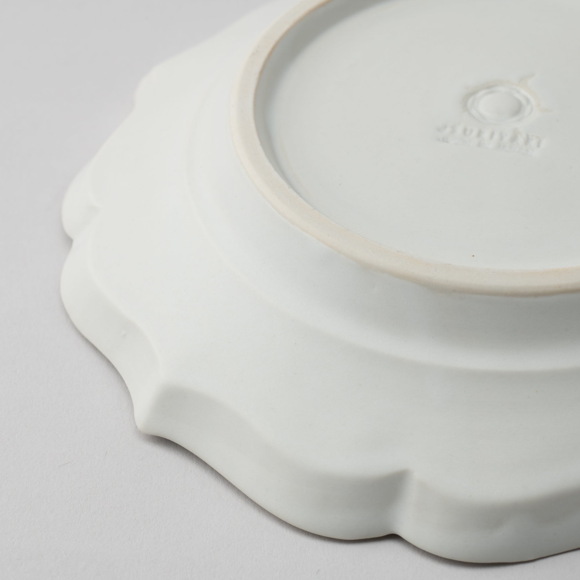 RYOUKA Usuki Rim Plate S - MUSUBI KILN - Quality Japanese Tableware and Gift
