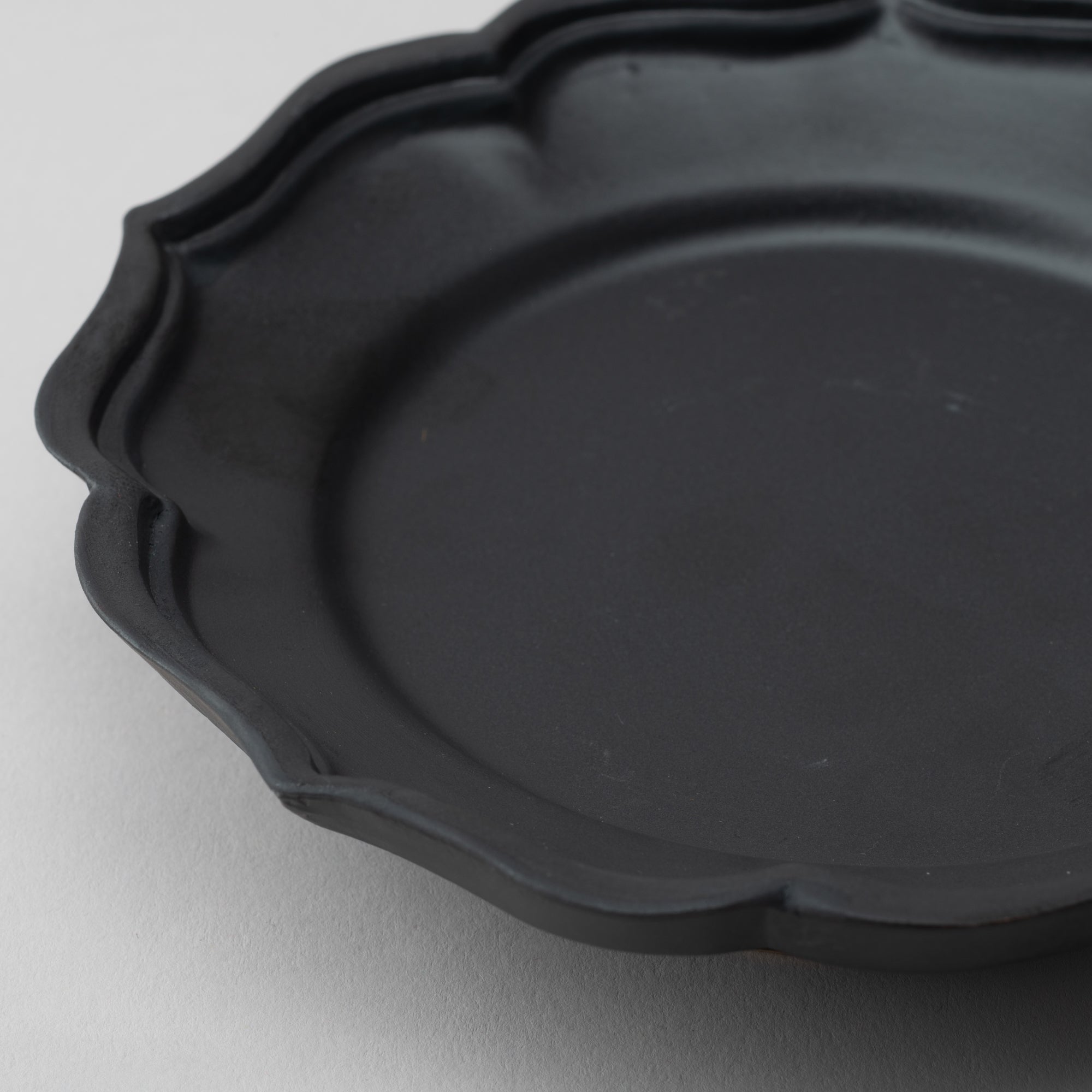 RYOUKA Usuki Rim Plate S - MUSUBI KILN - Quality Japanese Tableware and Gift