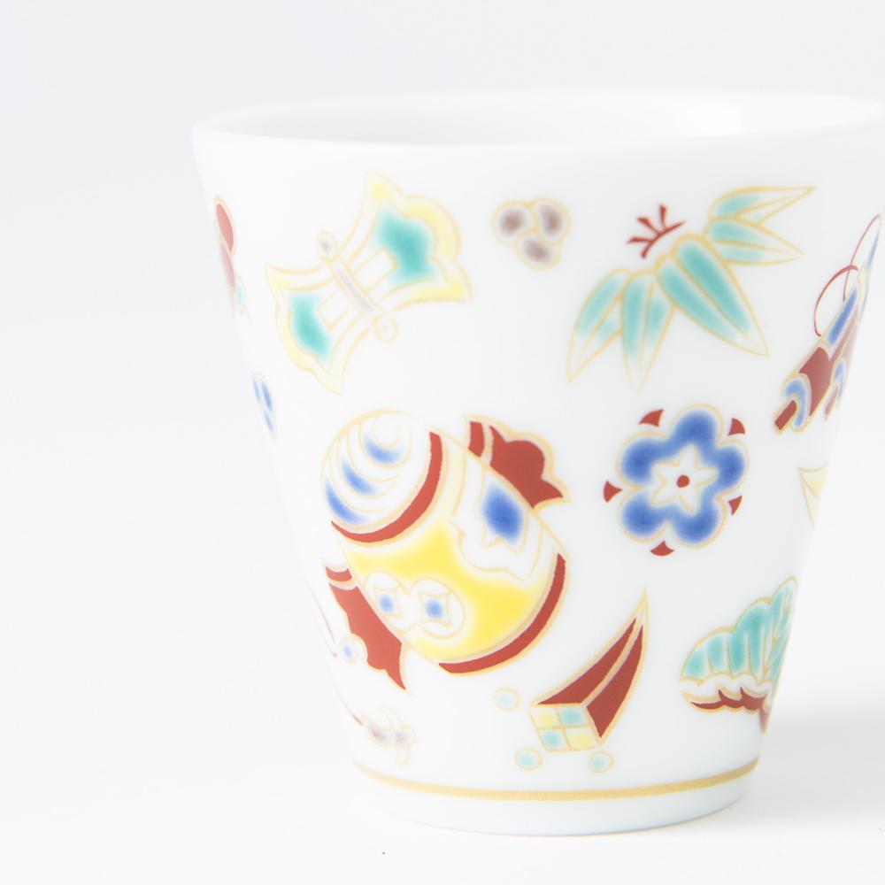 Seikou Kiln Auspicious Omens Kutani Ochoko Sake Cup - MUSUBI KILN - Quality Japanese Tableware and Gift