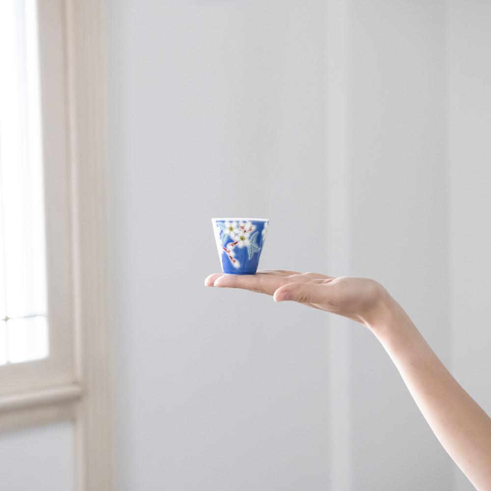 Seikou Kiln Sakura Kutani Ochoko Sake Cup - MUSUBI KILN - Quality Japanese Tableware and Gift