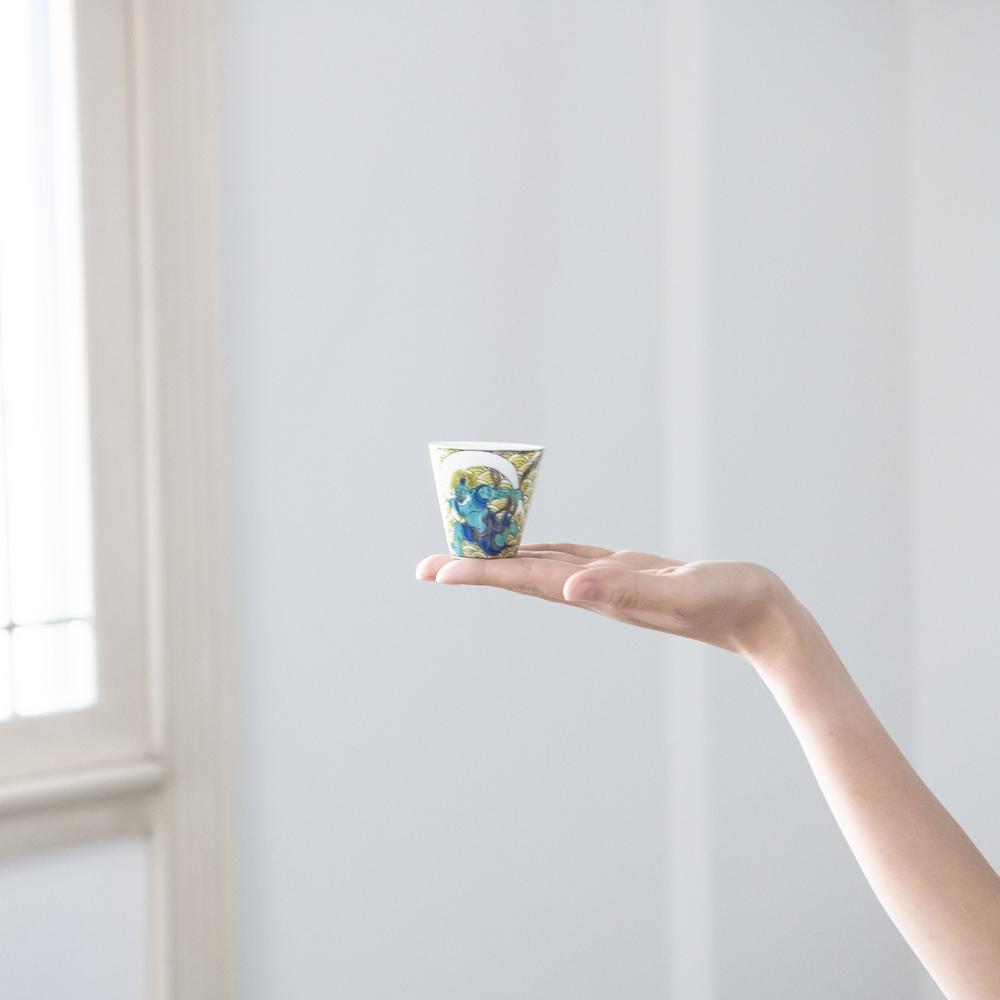 Seikou Kiln Wind and Thunder God Kutani Ochoko Sake Cup - MUSUBI KILN - Quality Japanese Tableware and Gift