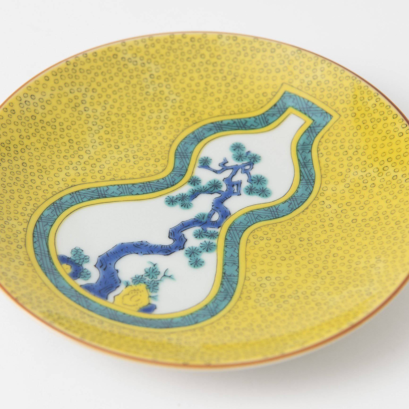 Seikou Kiln Yoshidaya Gourd Kutani Round Plate - MUSUBI KILN - Quality Japanese Tableware and Gift