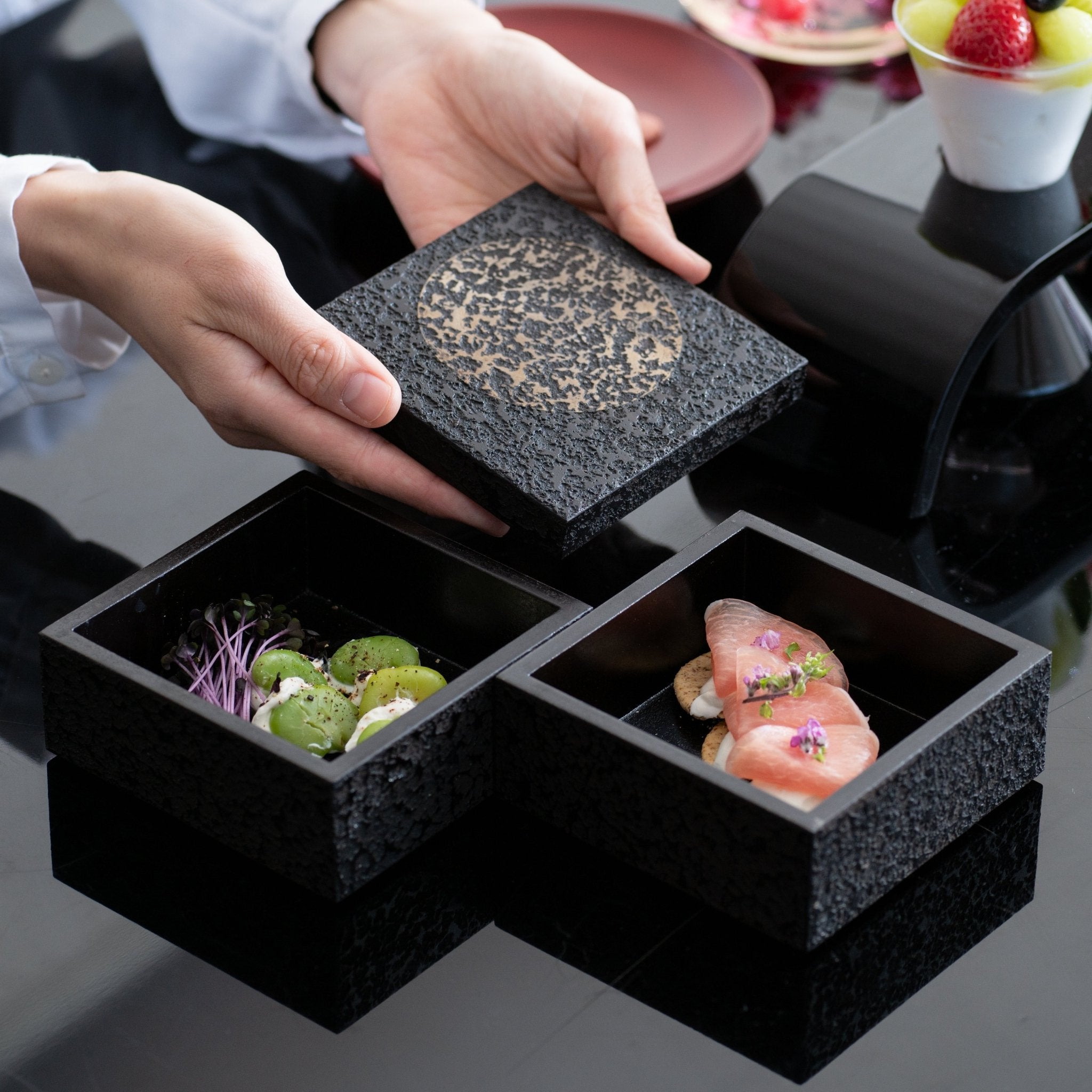 Sinra Full Moon Kagawa Lacquerware Two Tiers Jubako Bento Box - MUSUBI KILN - Quality Japanese Tableware and Gift