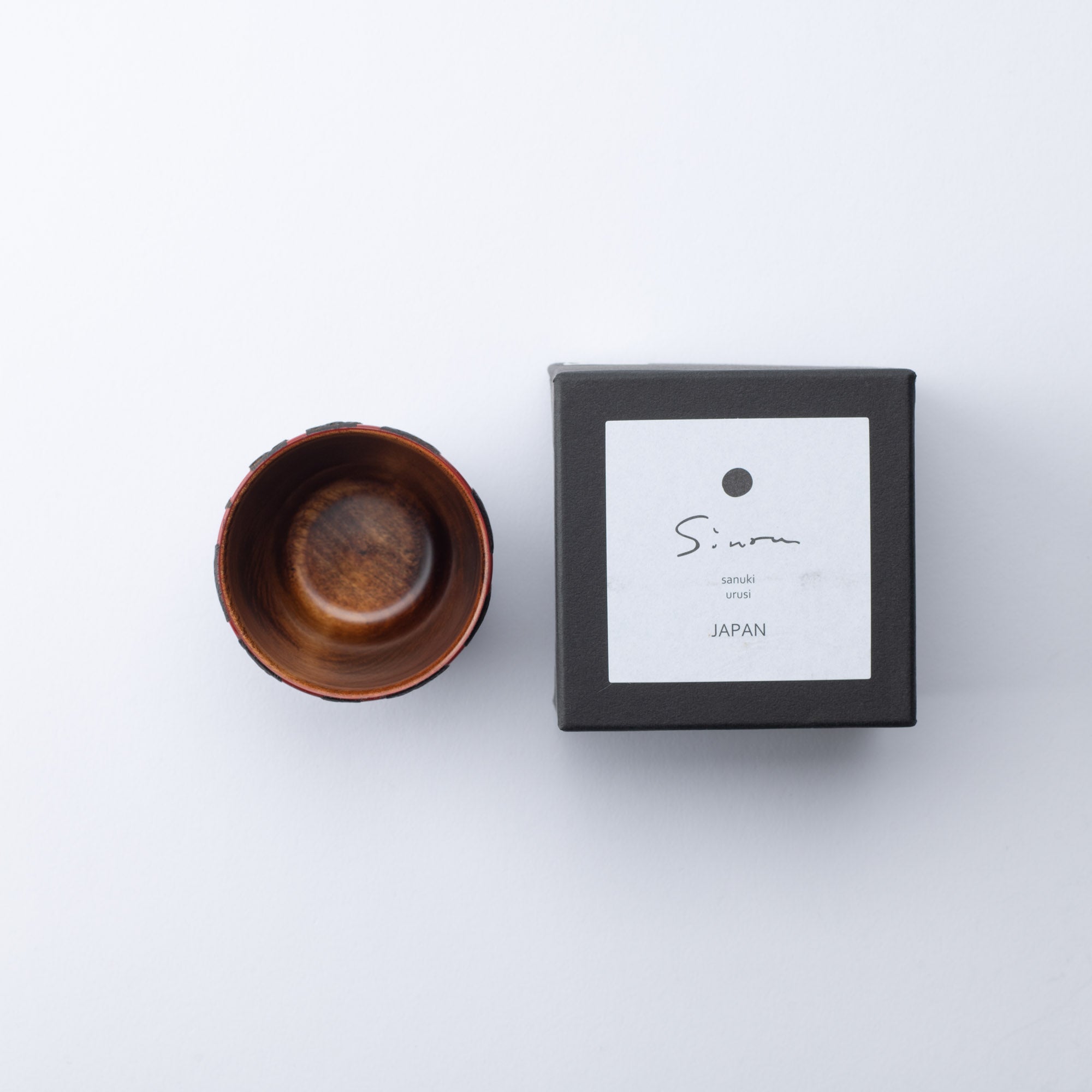 Sinra Line Kagawa Lacquerware Guinomi Sake Cup - MUSUBI KILN - Quality Japanese Tableware and Gift