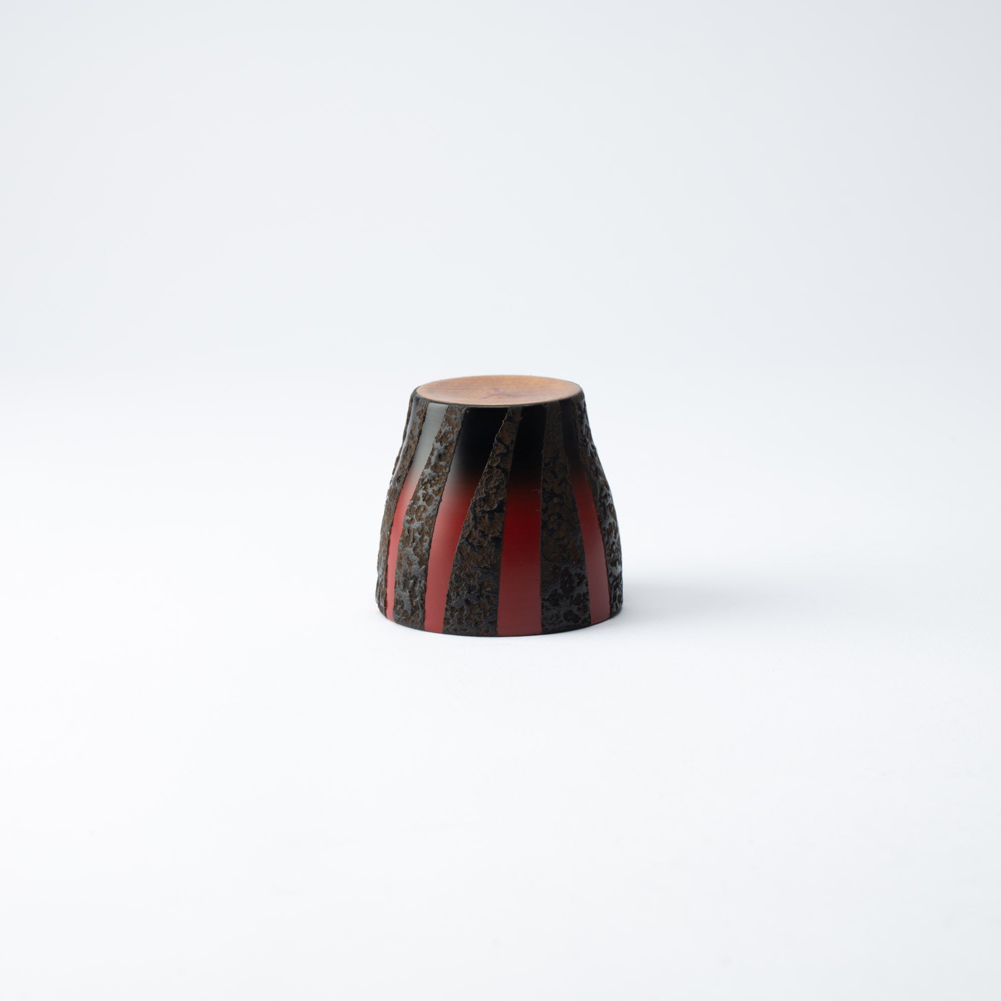 Sinra Line Kagawa Lacquerware Guinomi Sake Cup - MUSUBI KILN - Quality Japanese Tableware and Gift