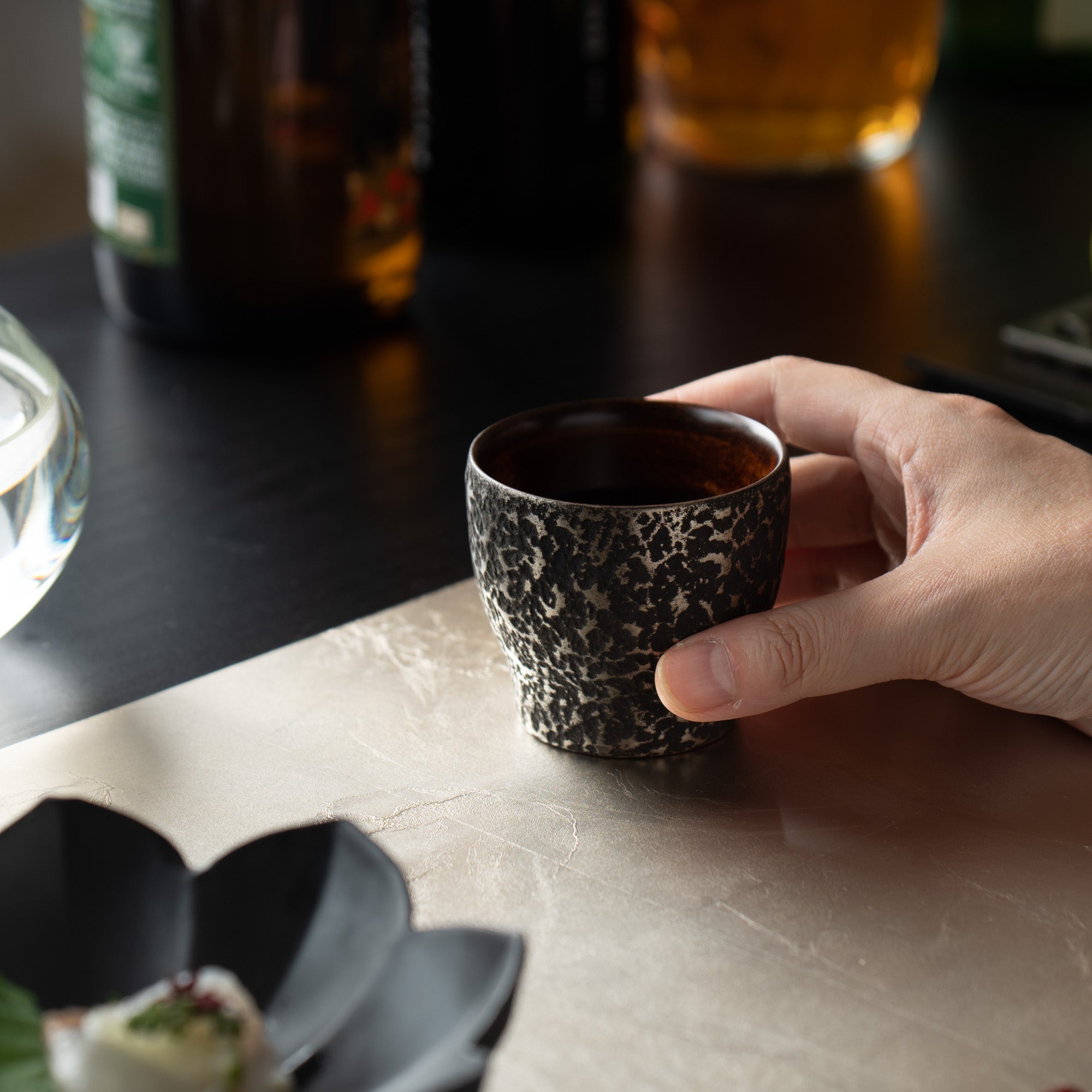 Sinra Nishiki Kagawa Lacquerware Guinomi Sake Cup - MUSUBI KILN - Quality Japanese Tableware and Gift