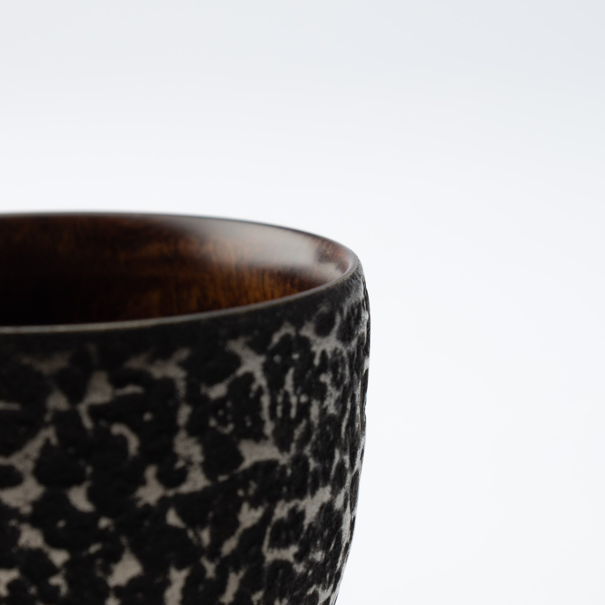 Sinra Nishiki Kagawa Lacquerware Guinomi Sake Cup - MUSUBI KILN - Quality Japanese Tableware and Gift