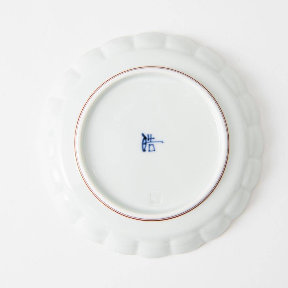 Soramoe Red Chrysanthemum Hasami Round Plate(5.90in) - MUSUBI KILN - Quality Japanese Tableware and Gift