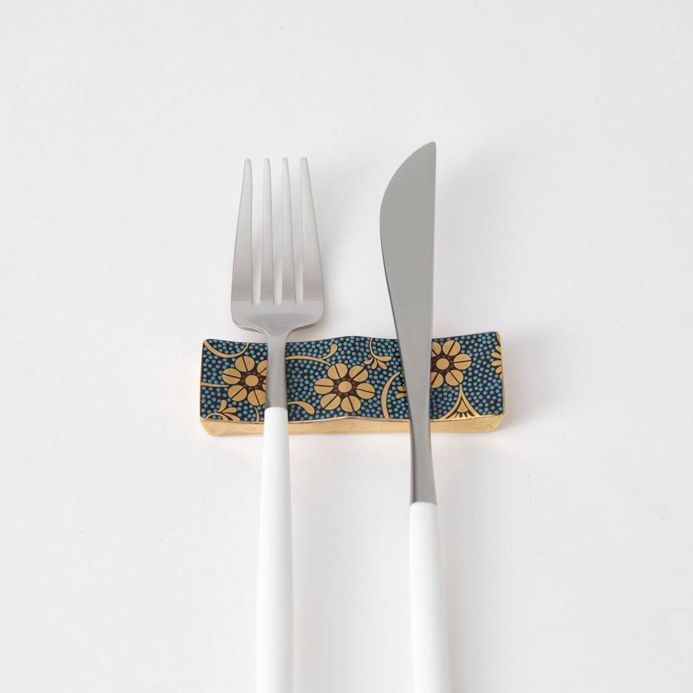 Soukyu Kiln Chibu Kutani Cutlery Rest - MUSUBI KILN - Quality Japanese Tableware and Gift