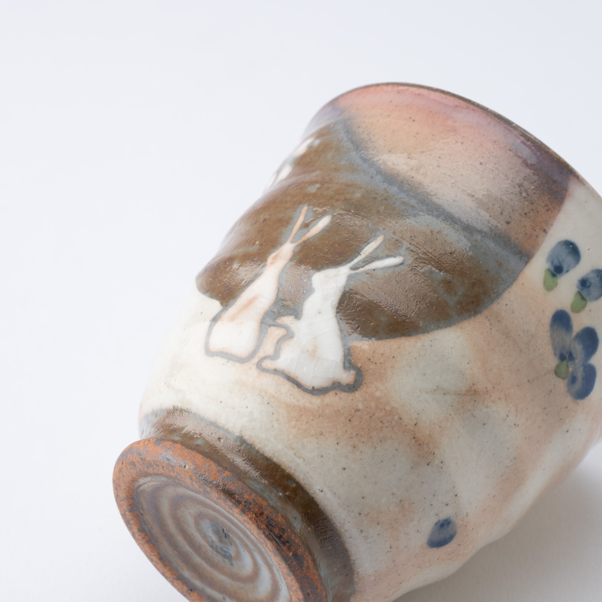 Tougen Kiln Rabbit Hasami Yunomi Japanese Teacup - MUSUBI KILN - Quality Japanese Tableware and Gift