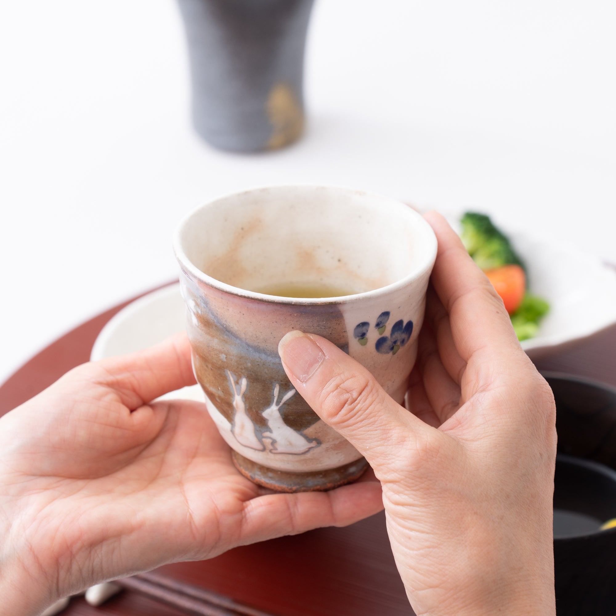 Tougen Kiln Rabbit Hasami Yunomi Japanese Teacup - MUSUBI KILN - Quality Japanese Tableware and Gift