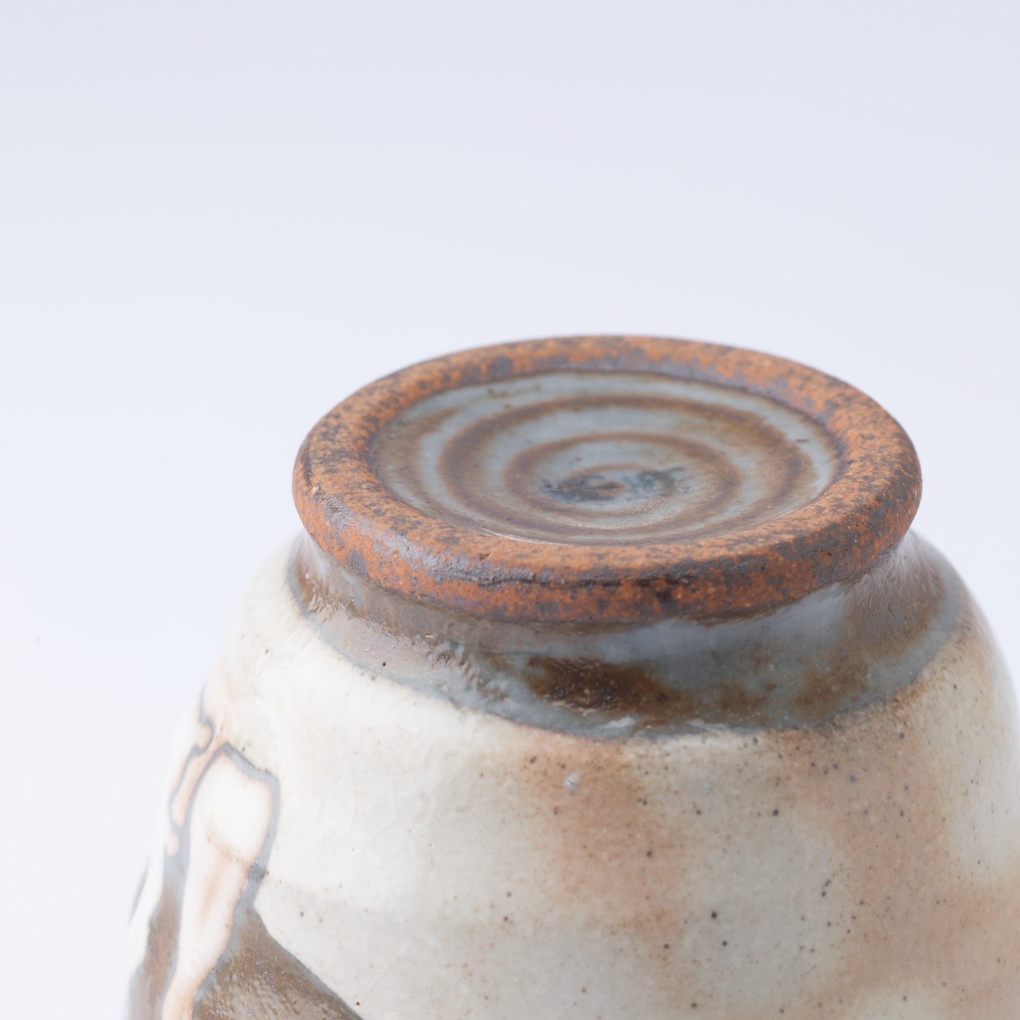 Tougen Kiln Rabbit Hasami Yunomi Japanese Teacup - MUSUBI KILN - Quality Japanese Tableware and Gift