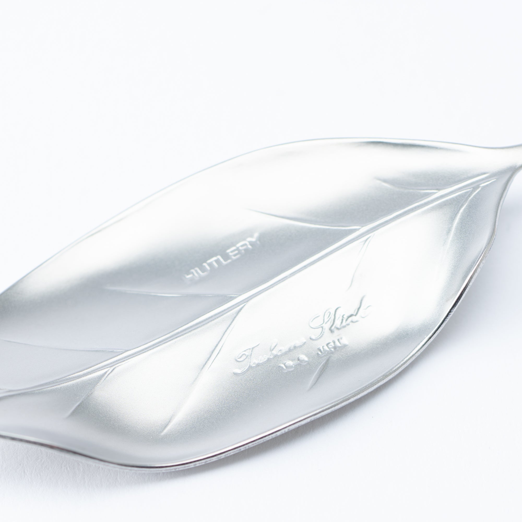 Tsubame Hutlery Silver Camellia Leaf Chopstick Rest - MUSUBI KILN - Quality Japanese Tableware and Gift