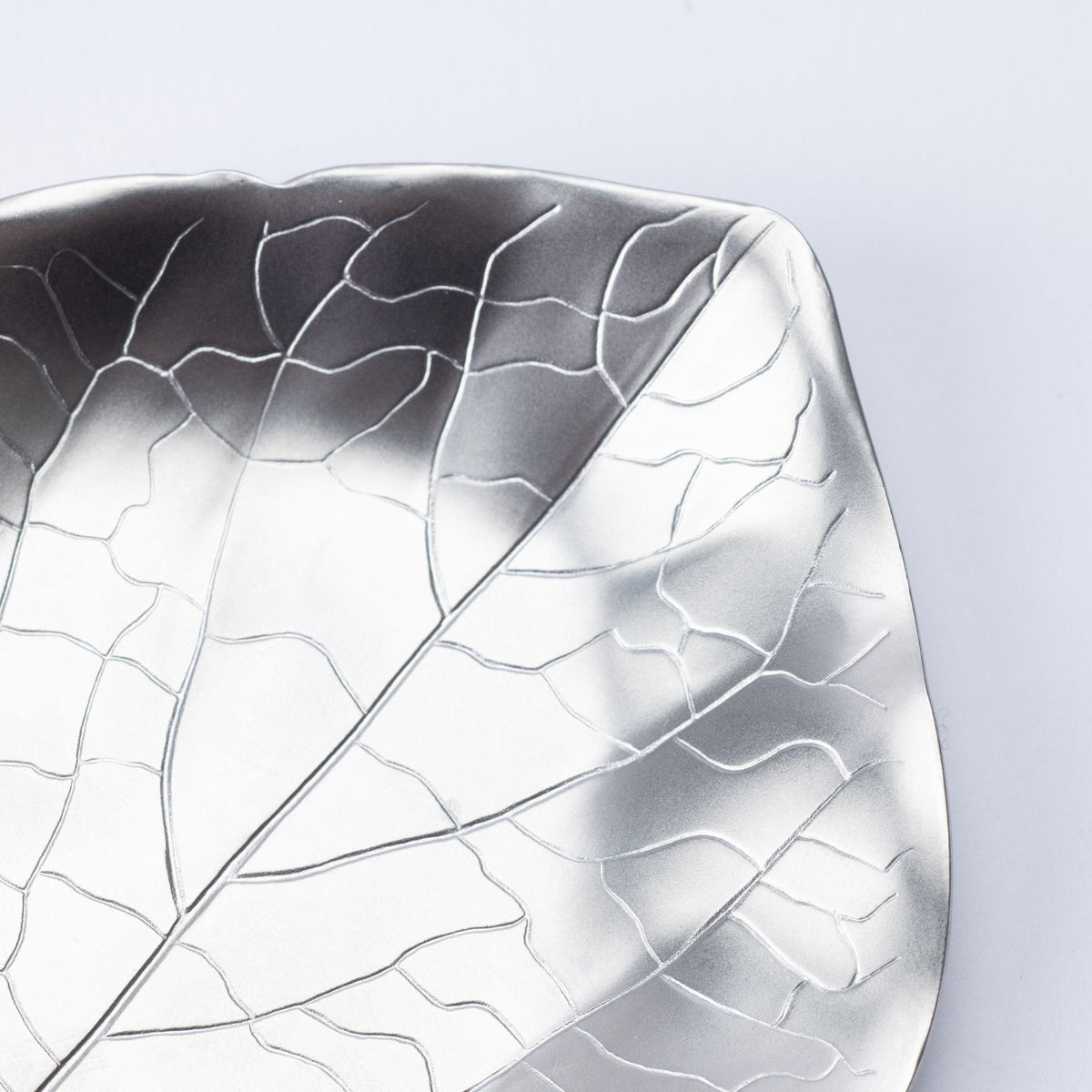 Tsubame Hutlery Silver Heart Leaf Sauce Plate - MUSUBI KILN - Quality Japanese Tableware and Gift