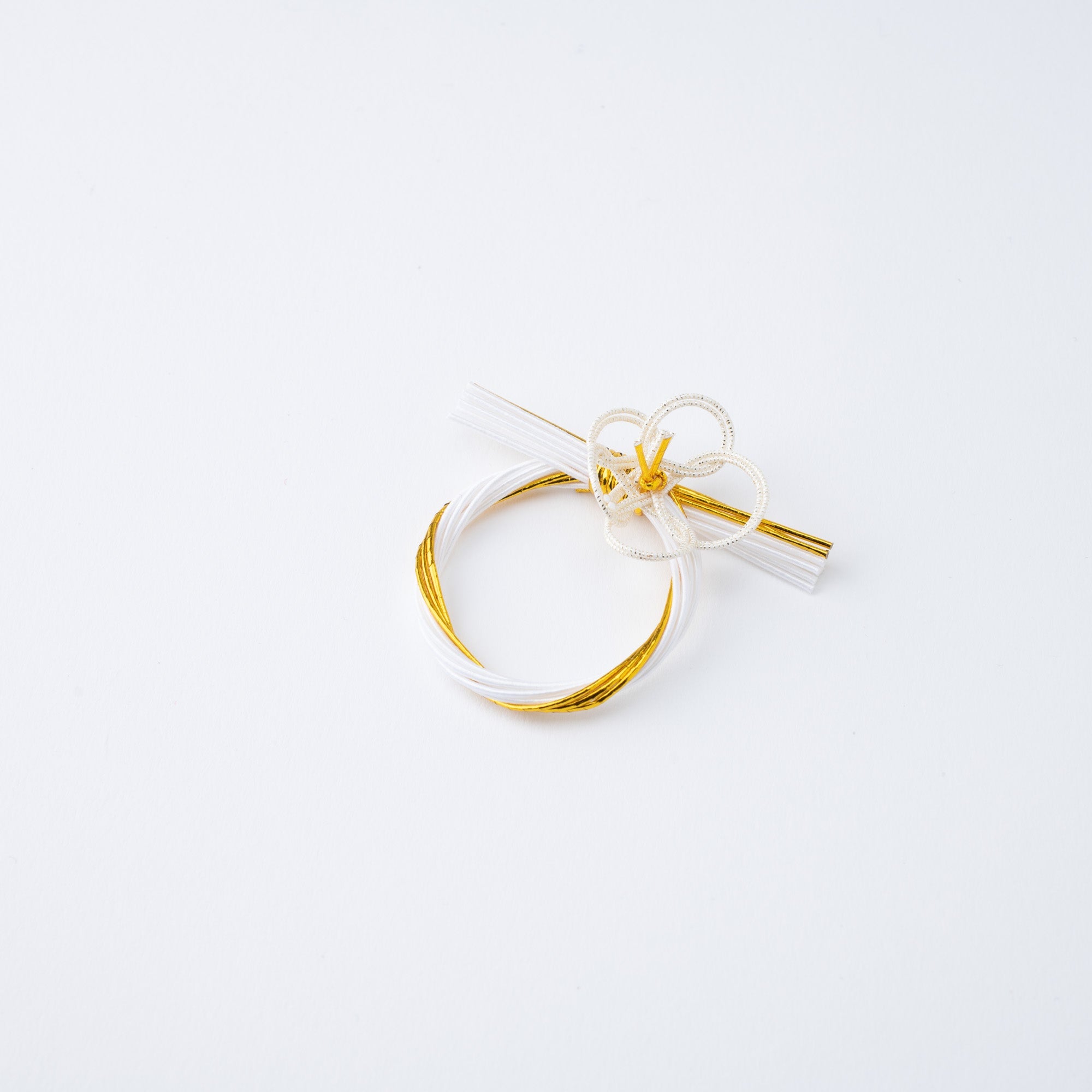 Tsuda Mizuhiki "knot" Plum Kaga Mizuhiki Chopstick Rest - MUSUBI KILN - Quality Japanese Tableware and Gift