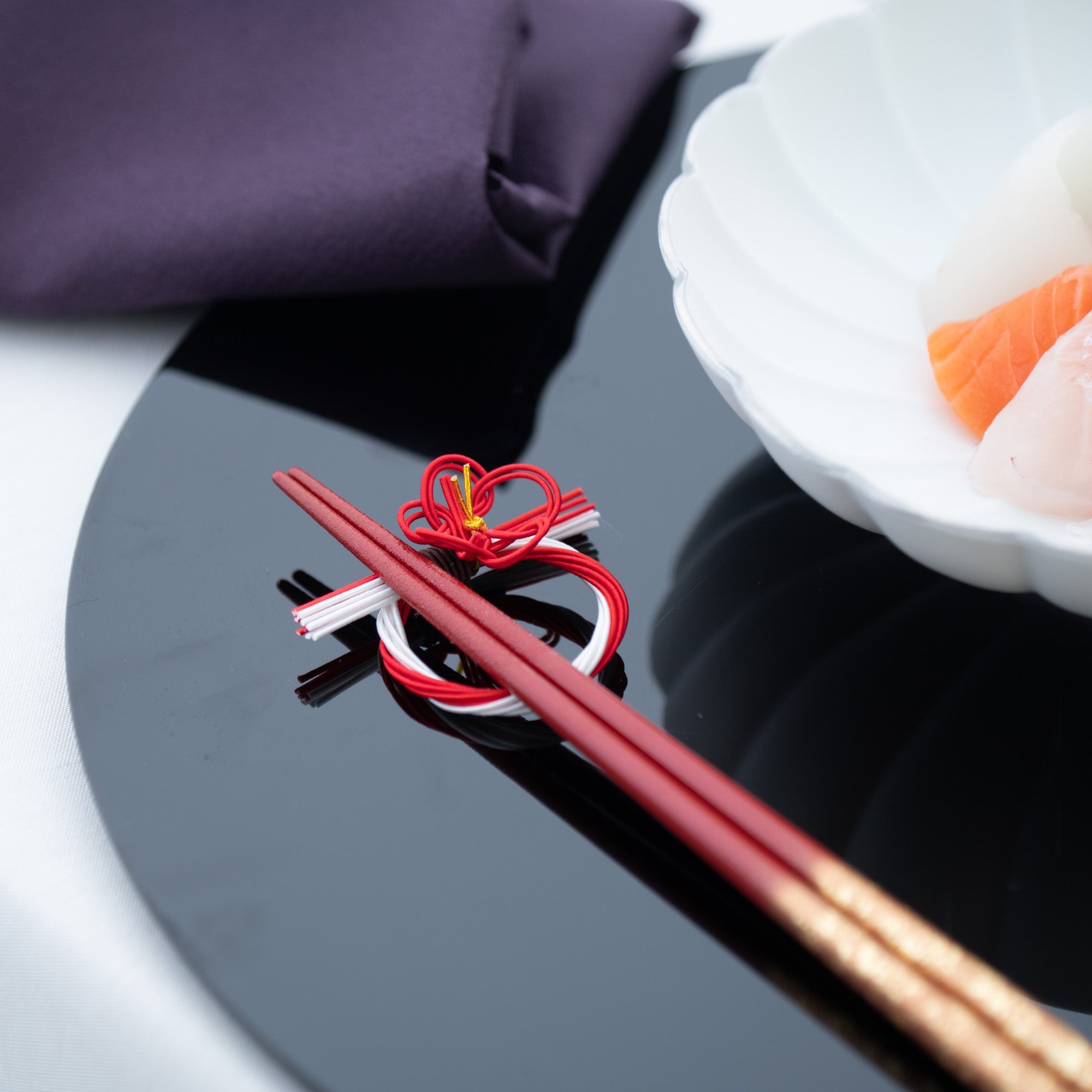 Tsuda Mizuhiki "knot" Plum Kaga Mizuhiki Chopstick Rest - MUSUBI KILN - Quality Japanese Tableware and Gift