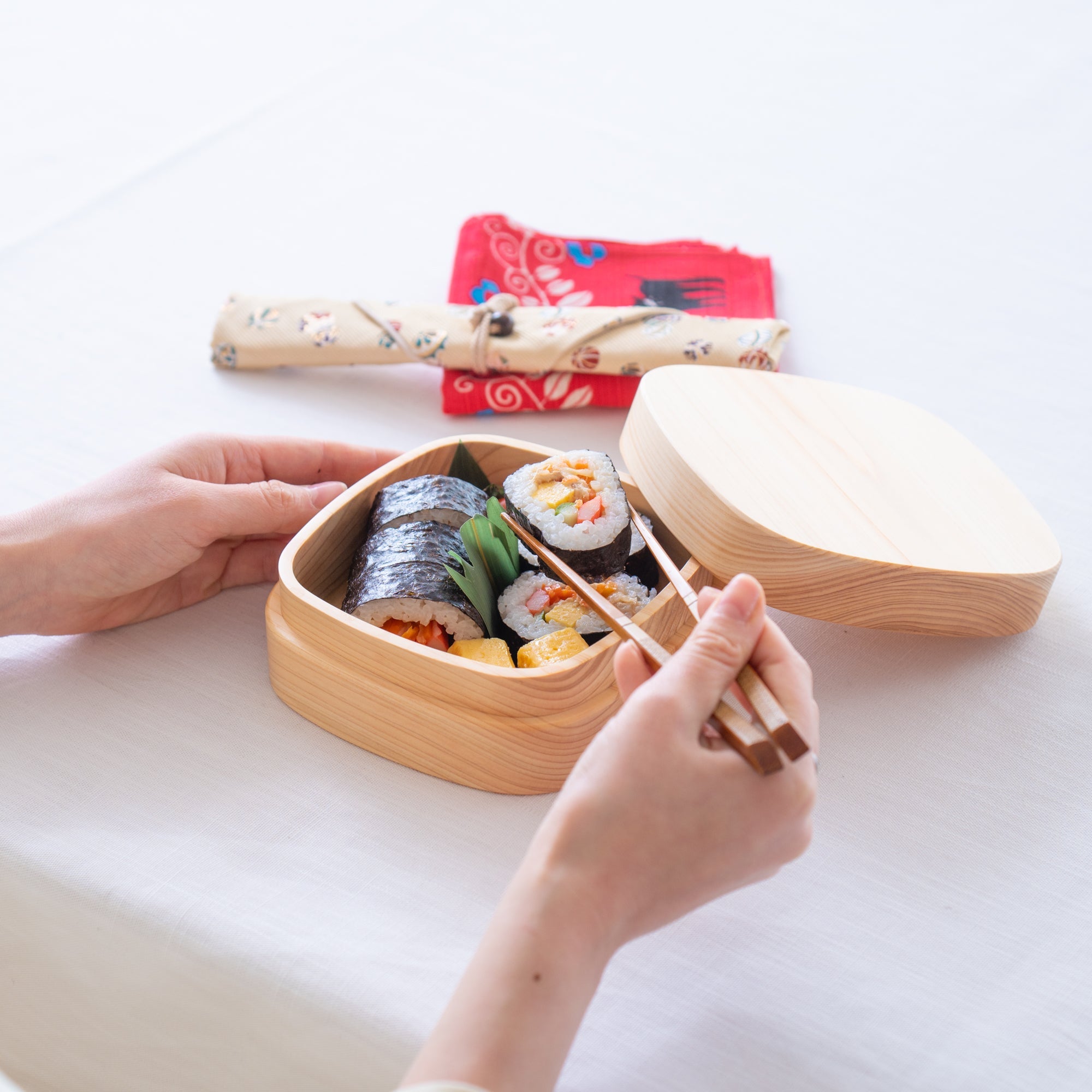 Tsunoda Seibee Kishu Cypress Square Bento Box - MUSUBI KILN - Quality Japanese Tableware and Gift