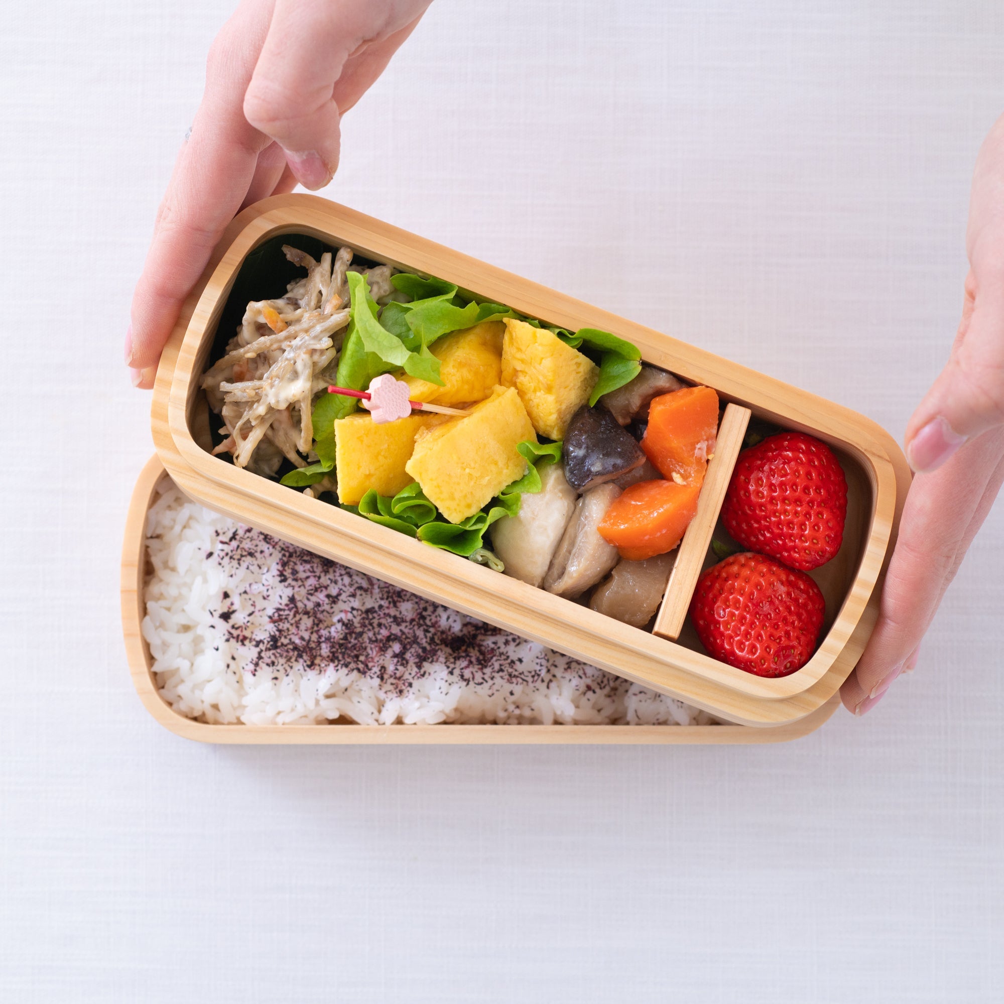 Tsunoda Seibee Kishu Cypress Two Tiered Bento Box - MUSUBI KILN - Quality Japanese Tableware and Gift
