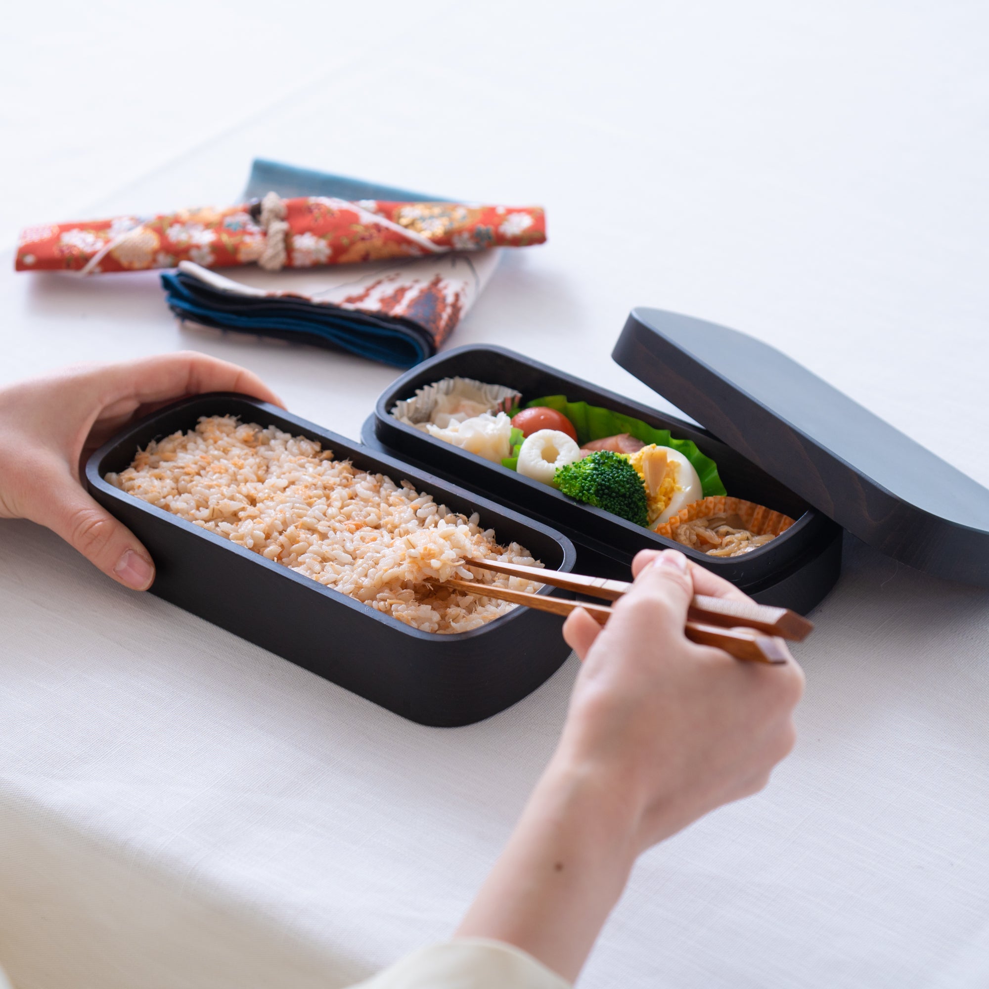 Tsunoda Seibee Kishu Cypress Two Tiered Bento Box - MUSUBI KILN - Quality Japanese Tableware and Gift