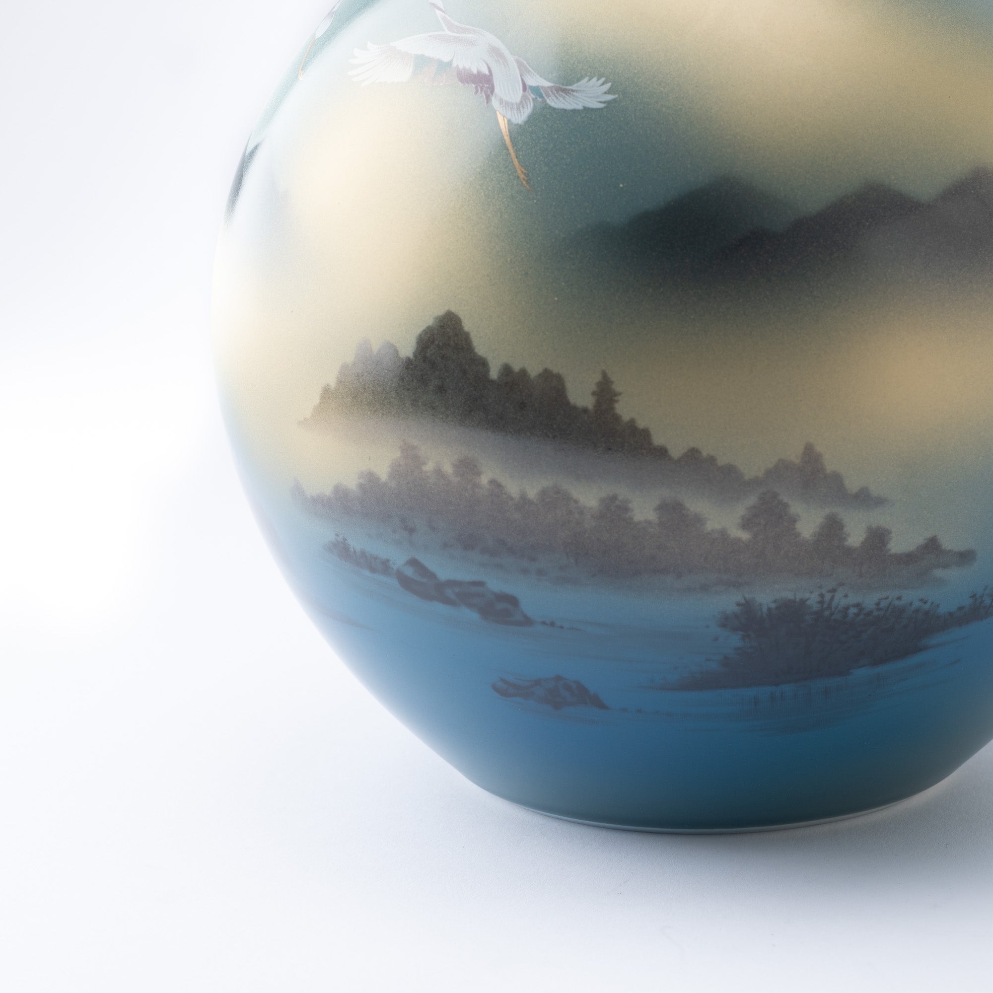 Two Cranes and Landscape Kutani Japanese Flower Vase - MUSUBI KILN - Quality Japanese Tableware and Gift