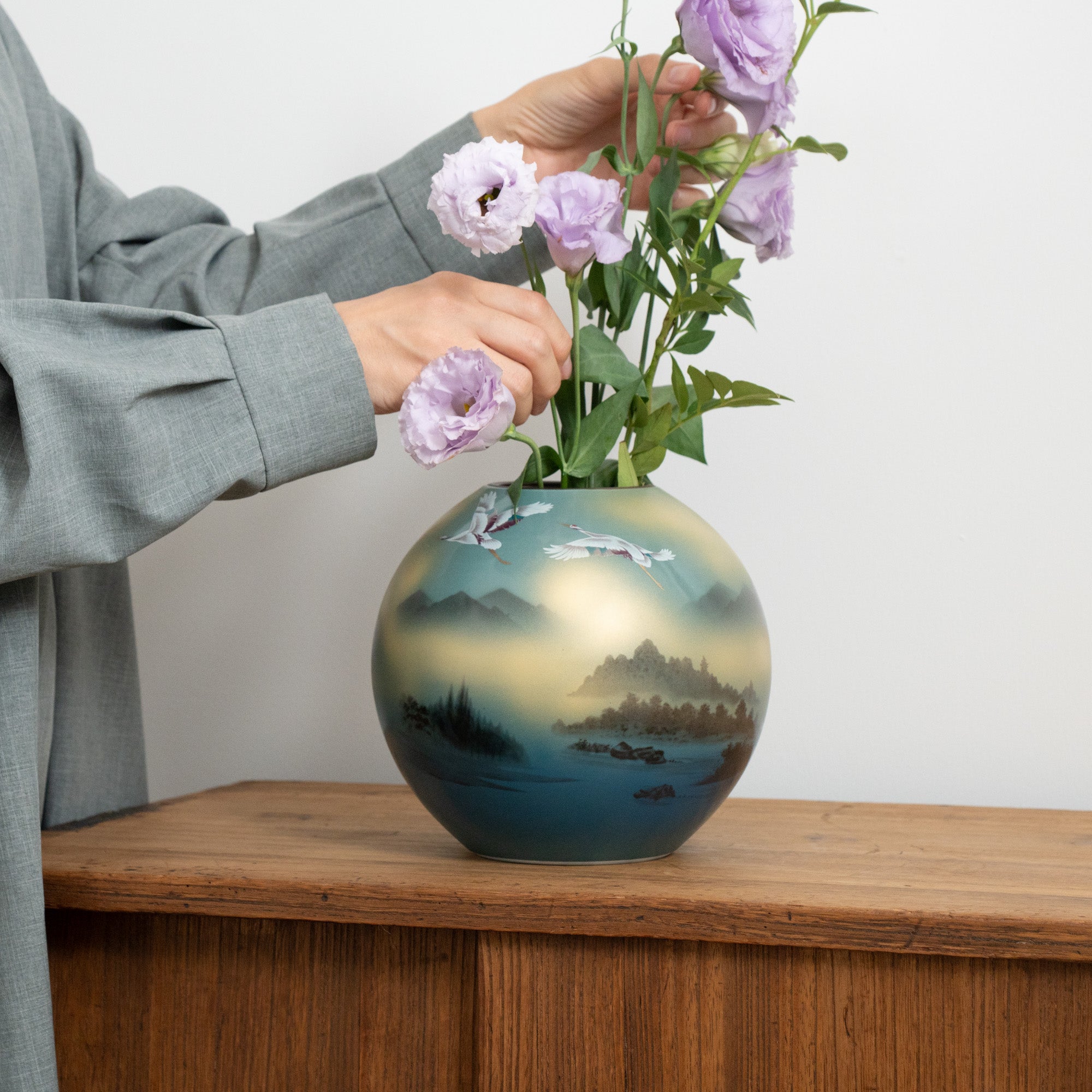 Two Cranes and Landscape Kutani Japanese Flower Vase - MUSUBI KILN - Quality Japanese Tableware and Gift