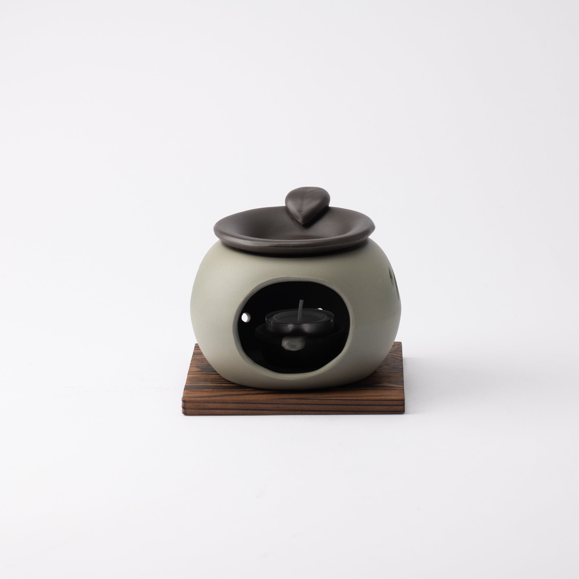 Yamafusa Loquat Leaf Round Tokoname Chakoro Tea Incense Burner - MUSUBI KILN - Quality Japanese Tableware and Gift