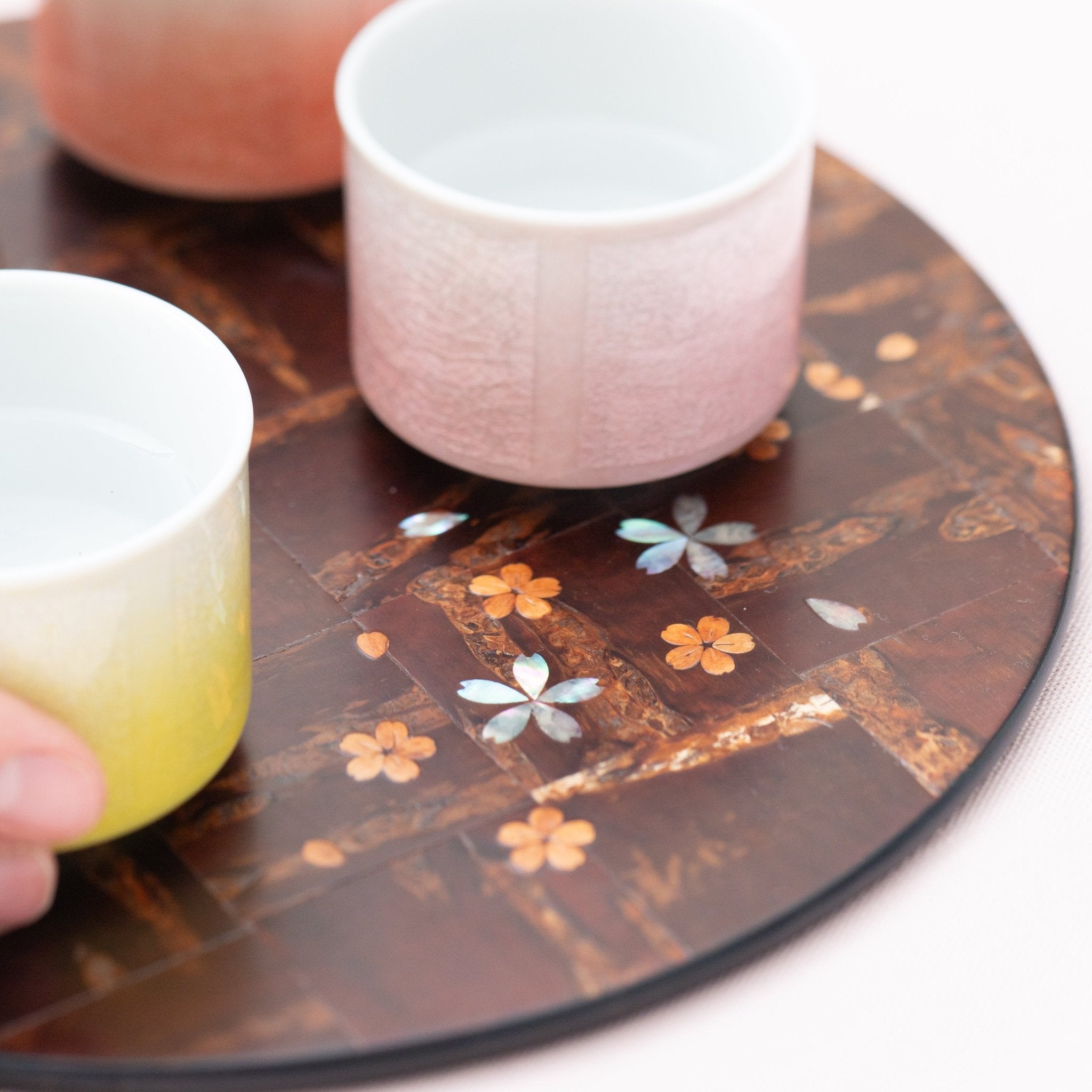 Yatsuyanagi Shell Inlay Checkered Pattern Akita Cherry Bark Work Plate 9.1 in - MUSUBI KILN - Quality Japanese Tableware and Gift