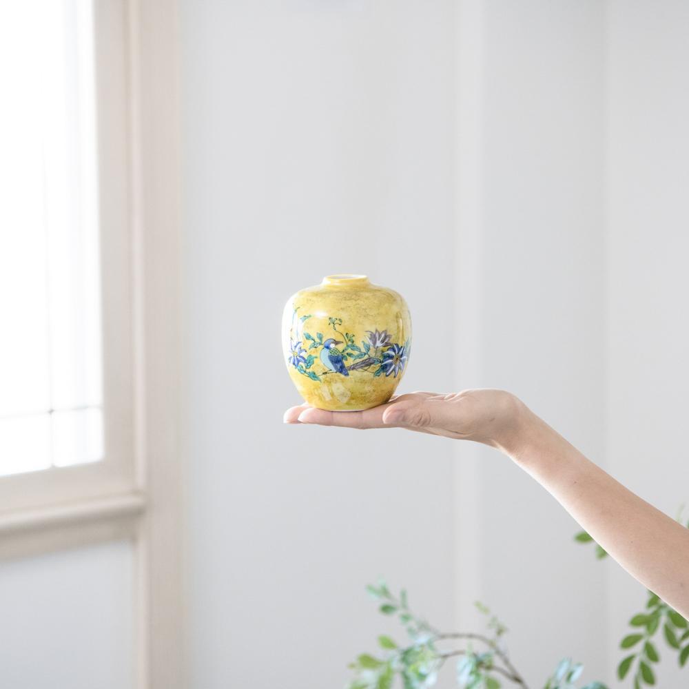 Yoshidaya Flower and Bird Kutani Japanese Flower Vase - MUSUBI KILN - Quality Japanese Tableware and Gift