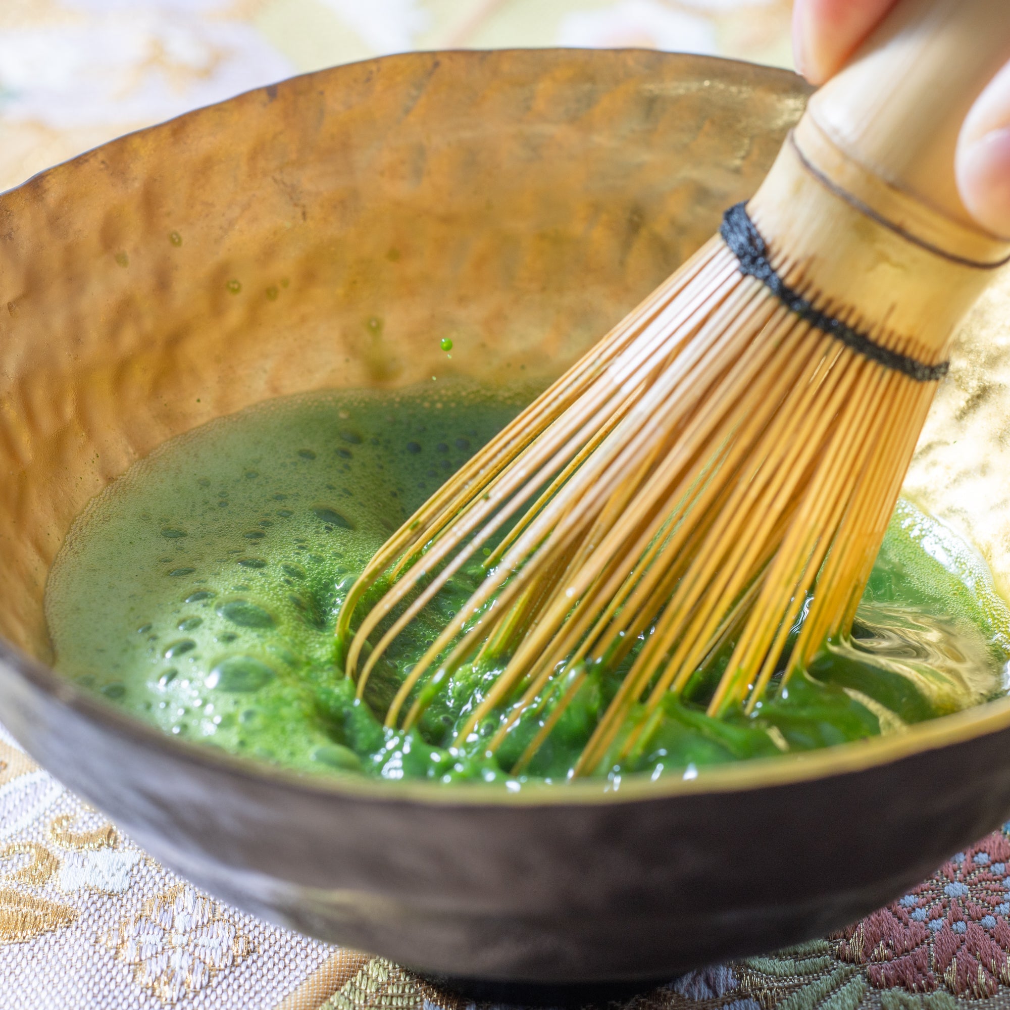 Yoshita Kasho Glass Gold Matcha Bowl Chawan - MUSUBI KILN - Quality Japanese Tableware and Gift