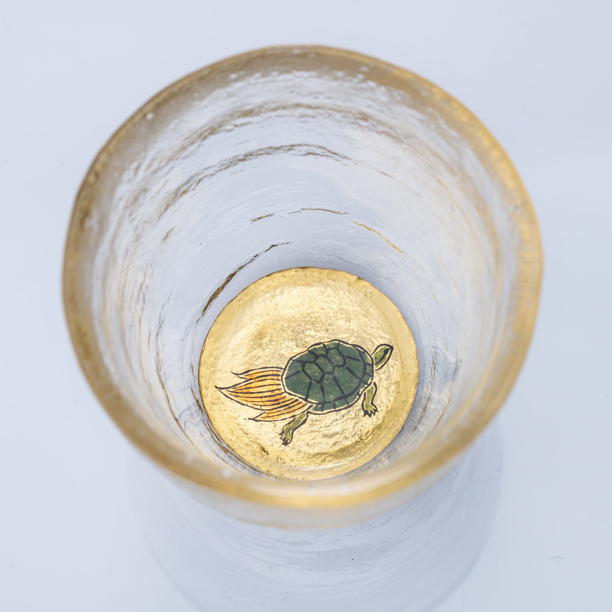 Yoshita Kasho Turtle Maki - e Glass Sake Cup - MUSUBI KILN - Quality Japanese Tableware and Gift