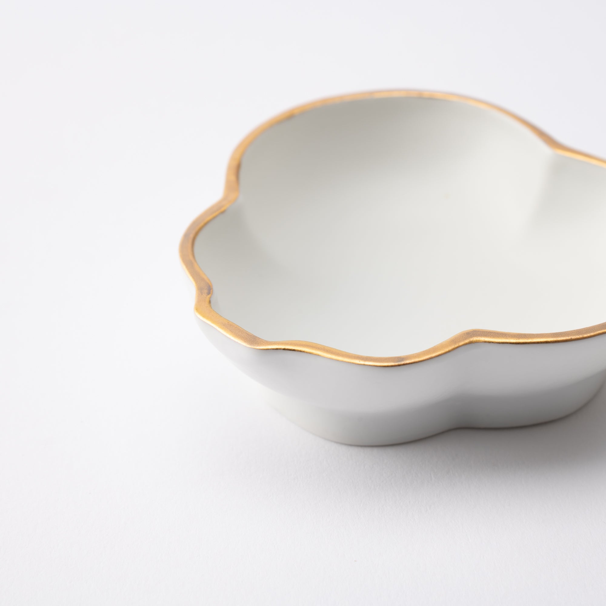 Zuiho Kiln Gourd Sauce Plate - MUSUBI KILN - Quality Japanese Tableware and Gift