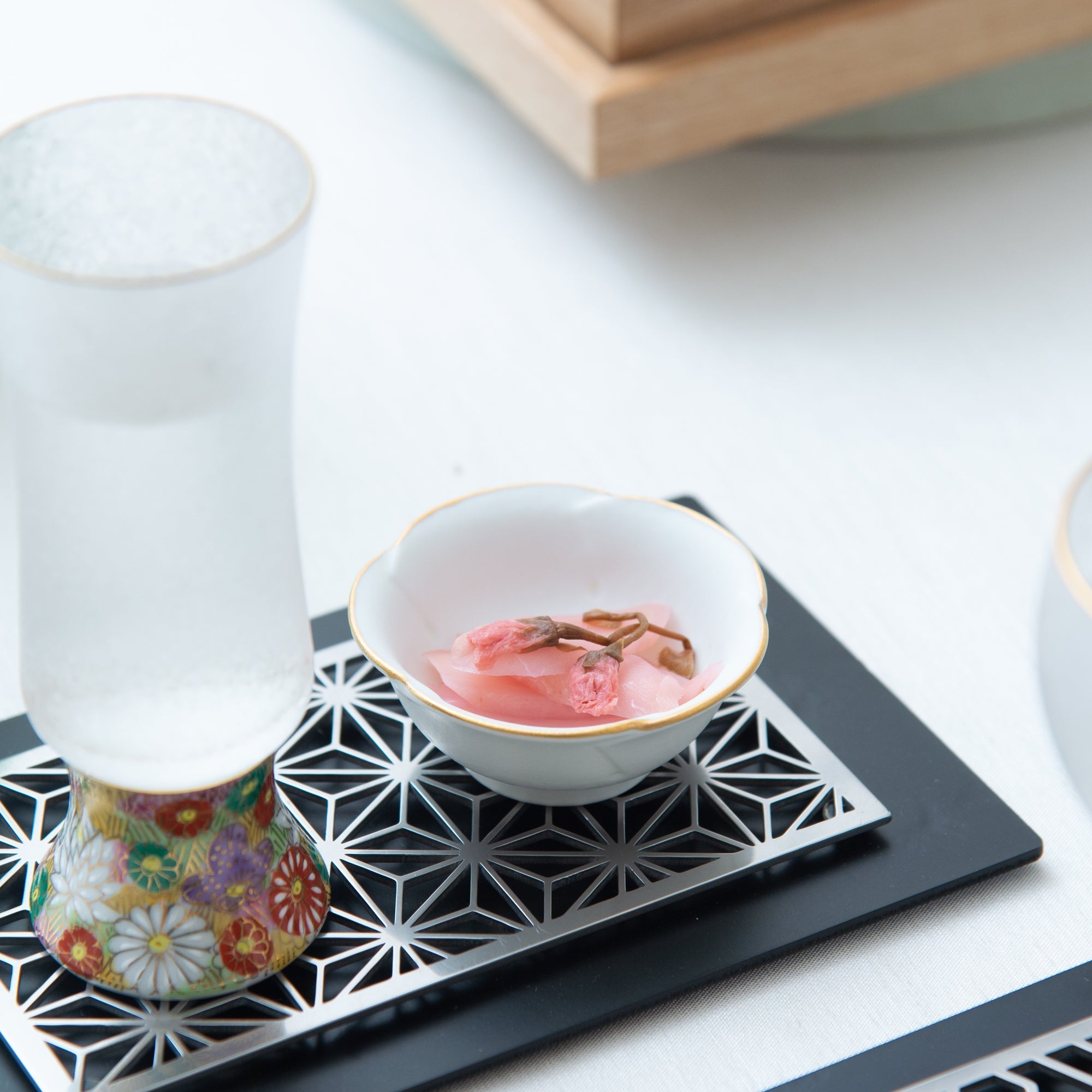 Zuiho Kiln Small Flower Delicacy Small Bowl - MUSUBI KILN - Quality Japanese Tableware and Gift